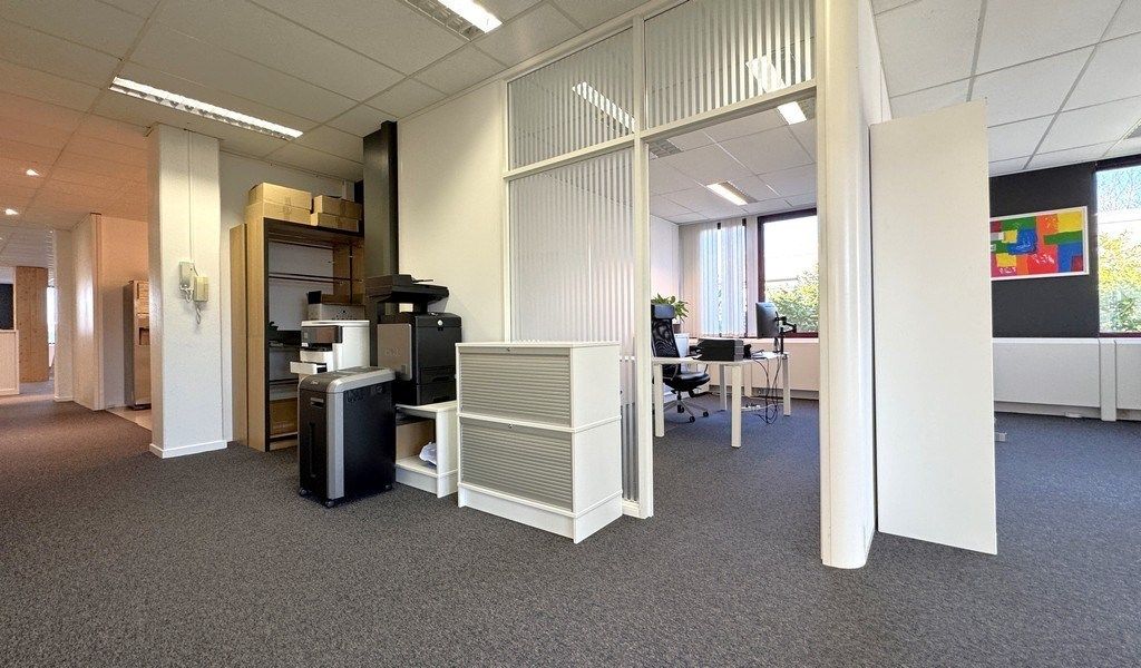 Instapklare kantoren te huur vlakbij A12 in Aartselaar foto 7