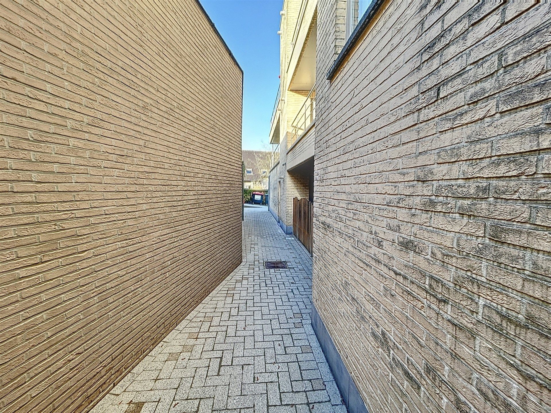 Instapklaar 1slpk appartement met terras en privatieve berging op toplocatie foto 15