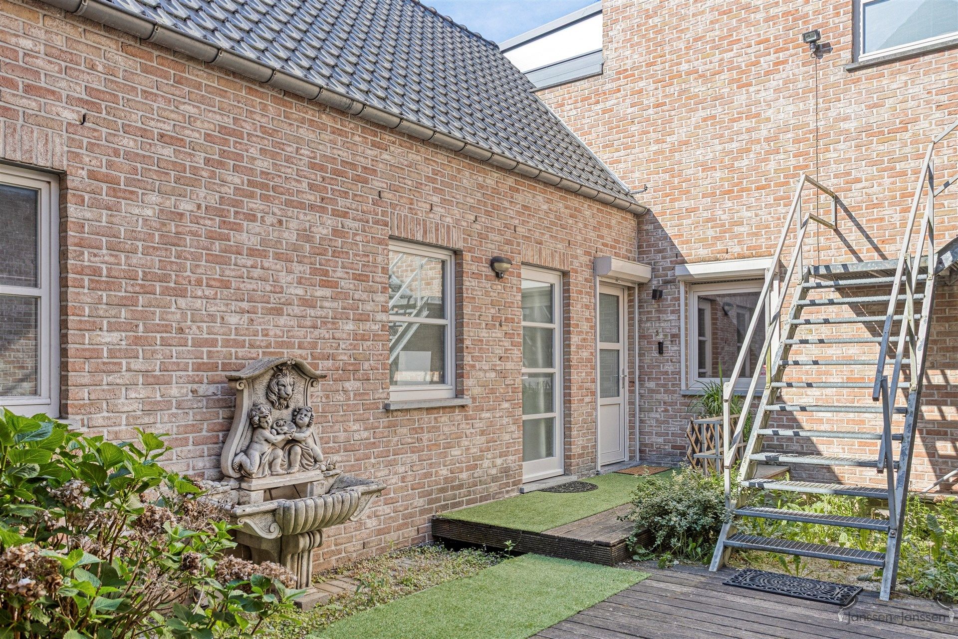 Instapklaar gelijkvloers appartement met tuingevoel te Heppen-Leopoldsburg foto 13