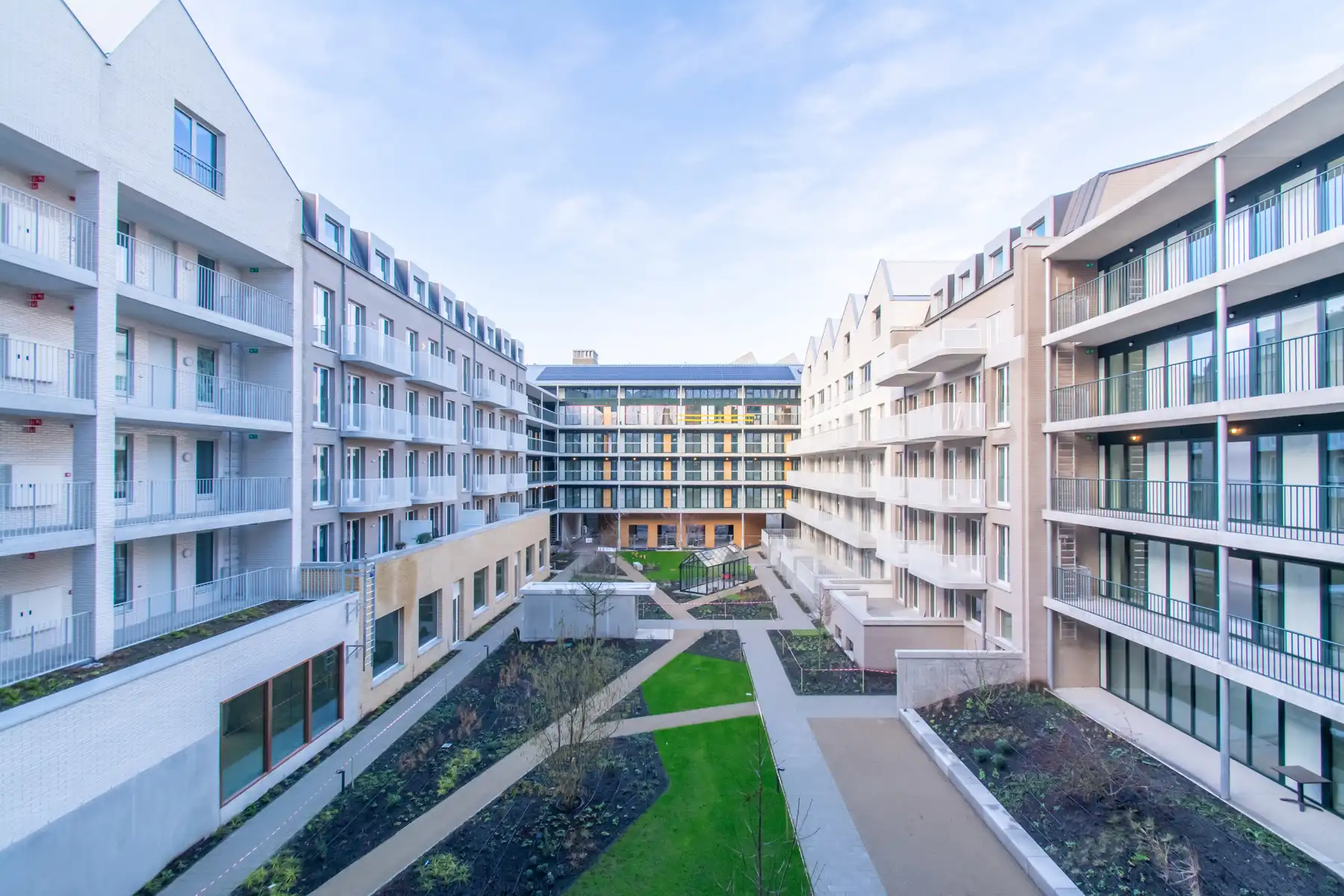 Lichtrijk nieuwbouwappartement met 2 slaapkamers en terras foto 12