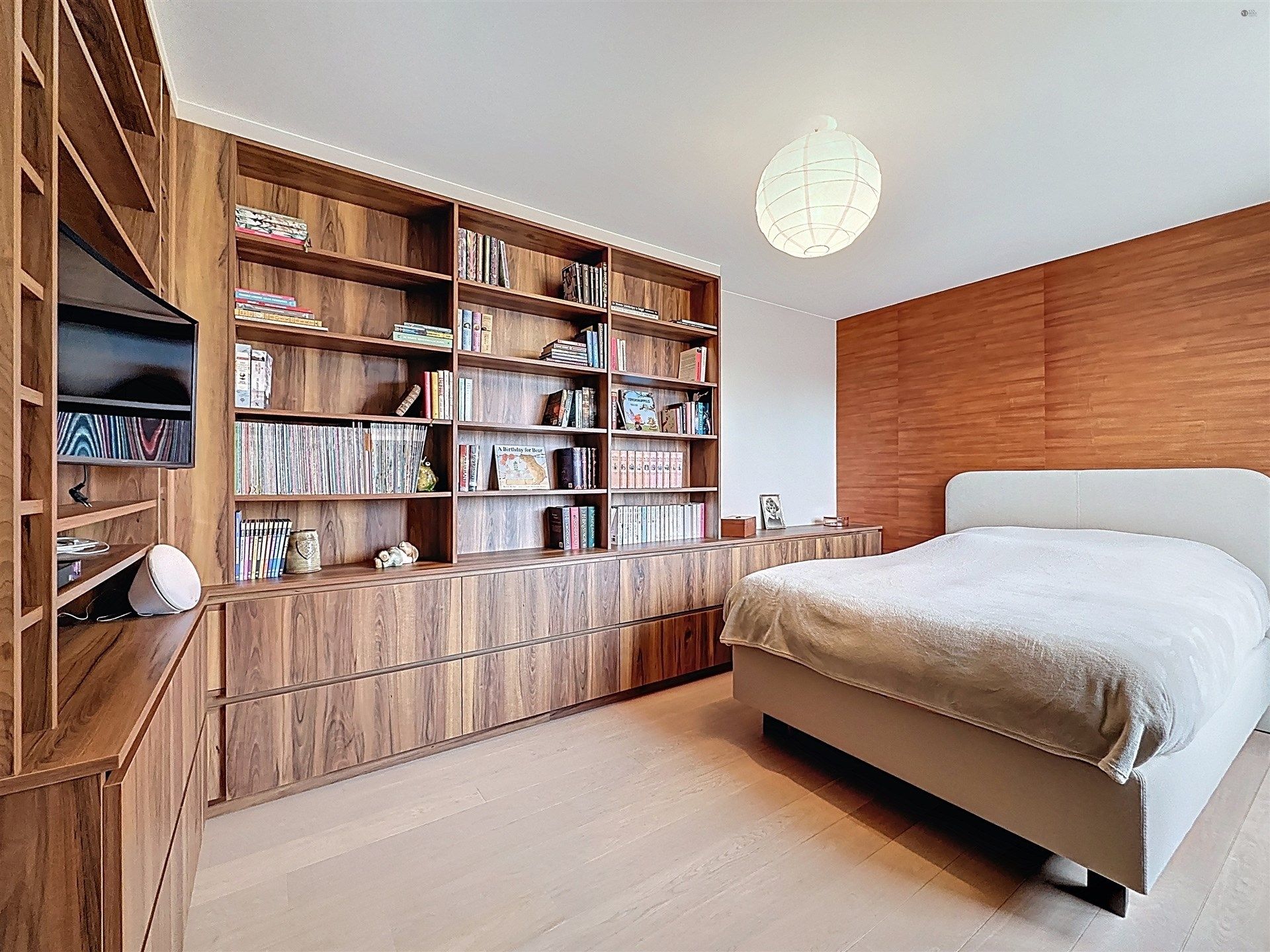Prachtig duplex appartement (207m²) met 3 slaapkamers, 2 badkamers en zuid-gericht terras.  foto 9