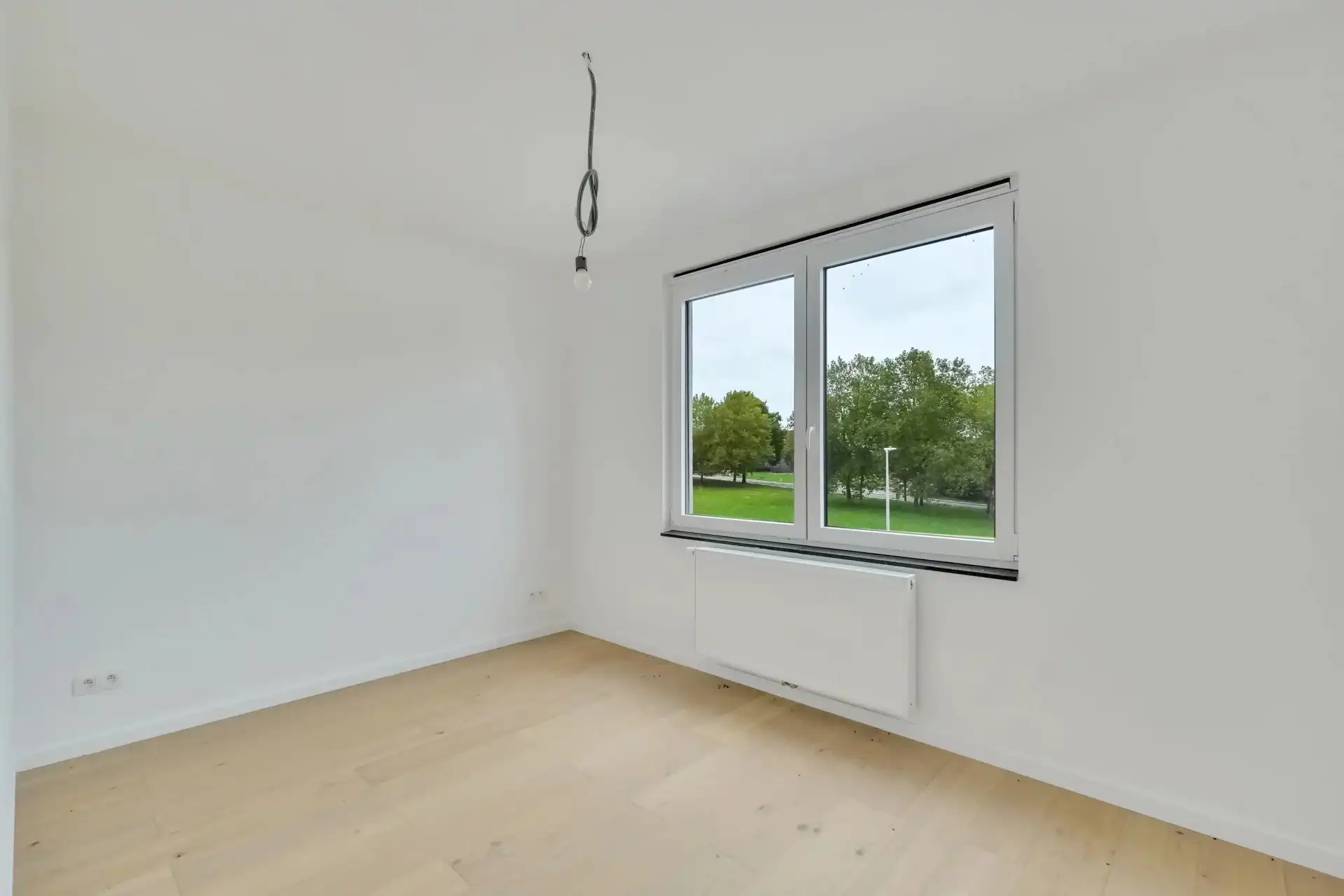 Eigentijdse woning met tuin in rustige omgeving foto 15
