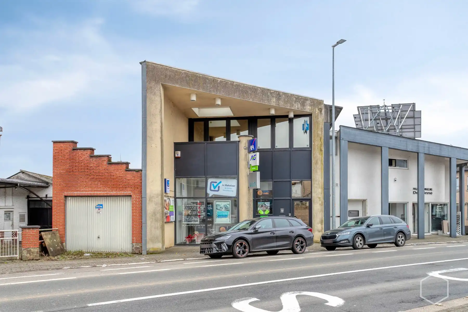 Appartement te koop foto {{pictureIndex}}