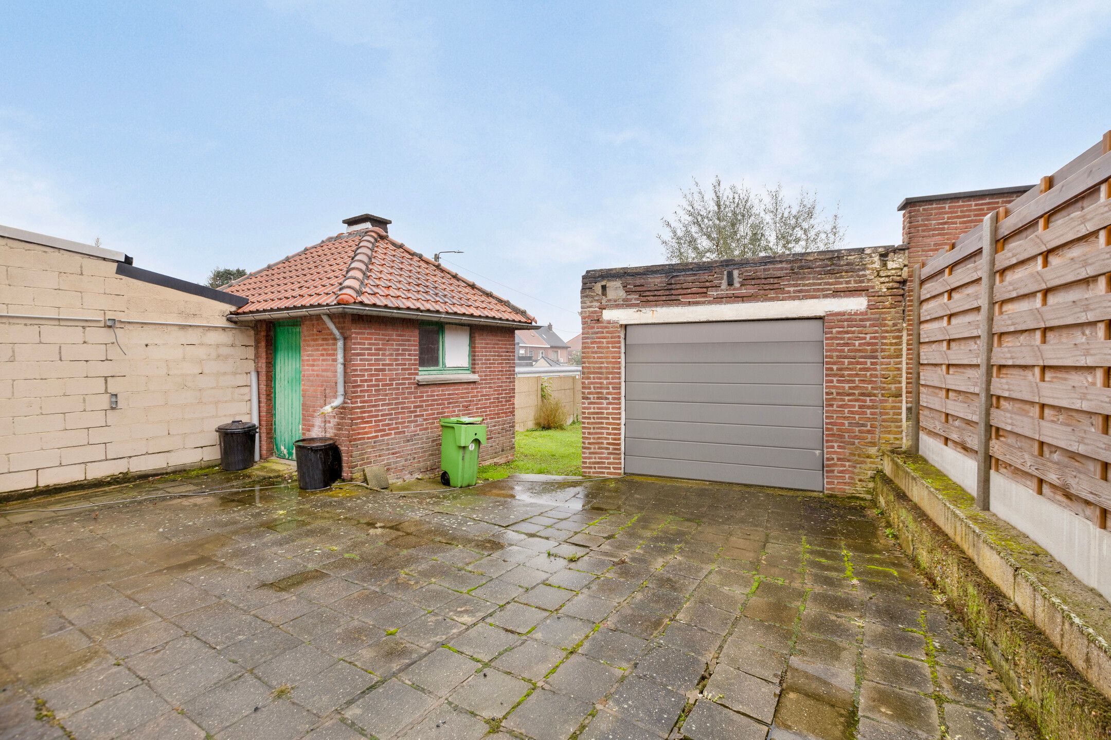 Gerenoveerde woning met twee slaapkamers aan de rand van de stad foto 9