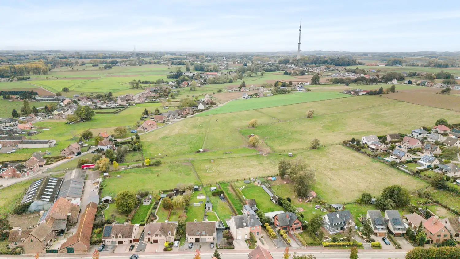 Prachtige 3-gevelwoning met studio, grote tuin en vrij uitzicht foto 24