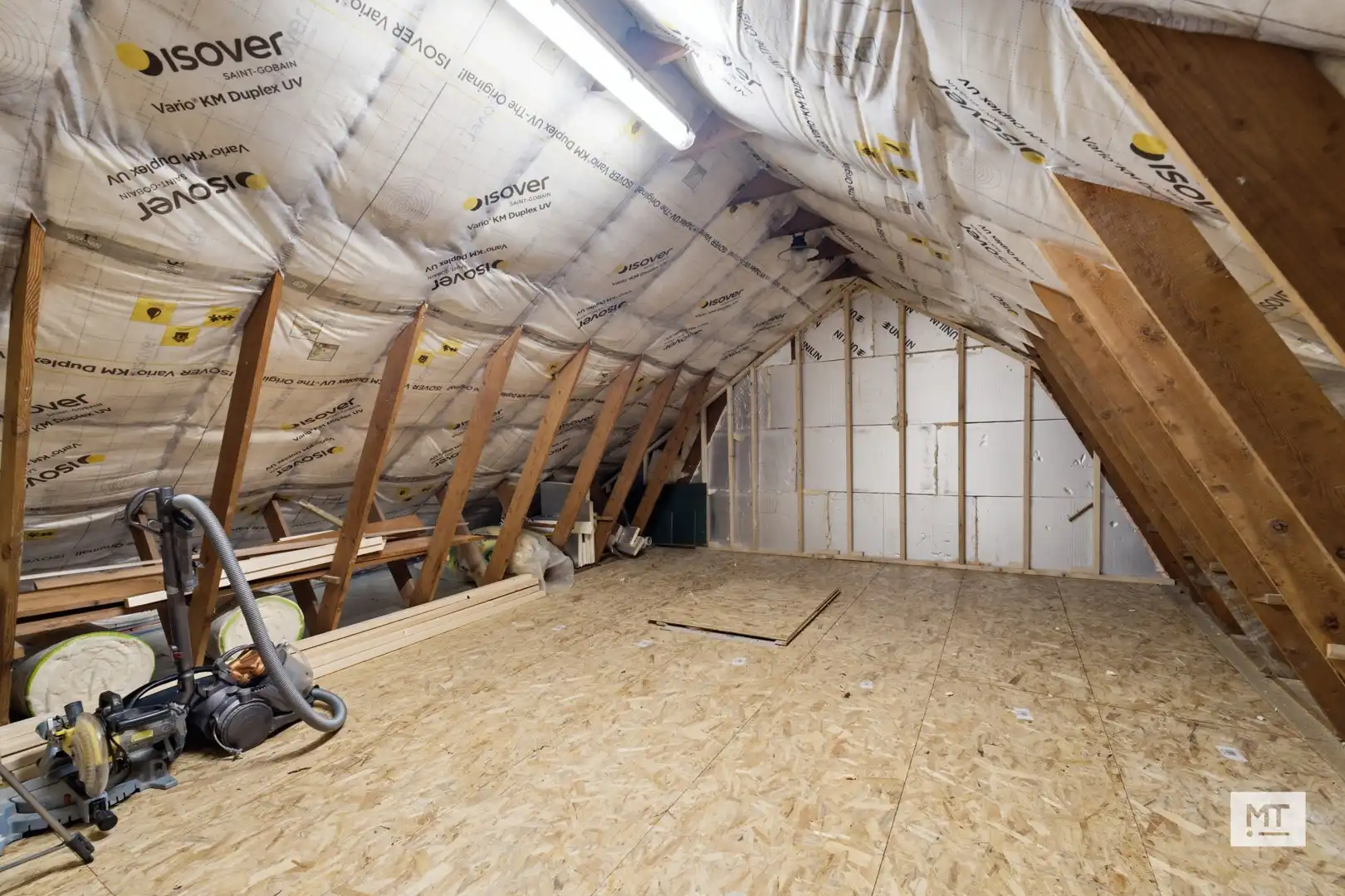 Gerenoveerde alleenstaande woning te koop op de Madonna foto 17