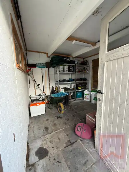 Instapklare gerenoveerde woning met 4 slaapkamers, zonnepanelen en thuisbatterij foto 22