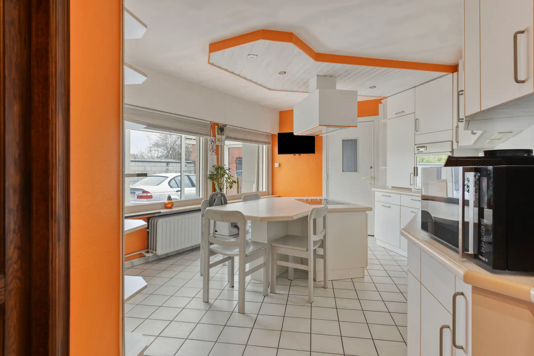 Instapklare woning met 3 slaapkamers op perceel van 15a foto 6