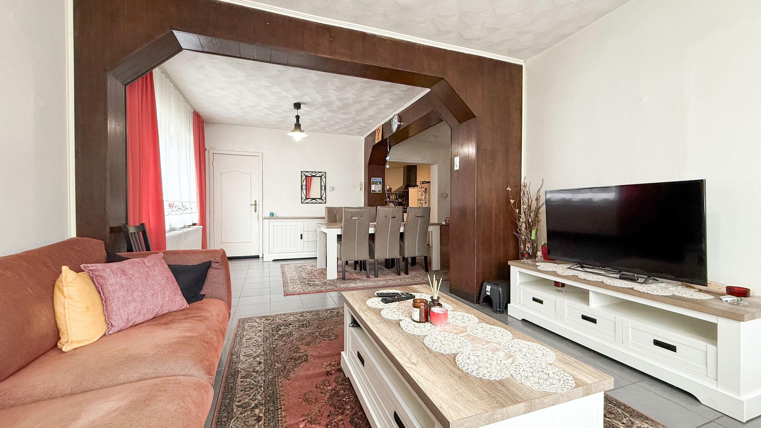 Half open gezinswoning, centraal gelegen, met 3 slaapkamers! foto 9