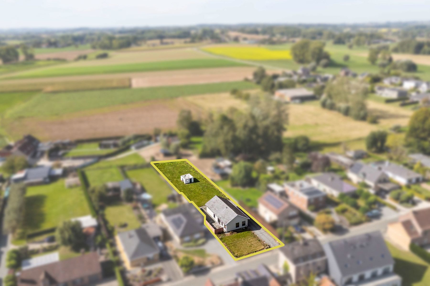 Prachtig gelegen bouwgrond met vergunde plannen. foto 3