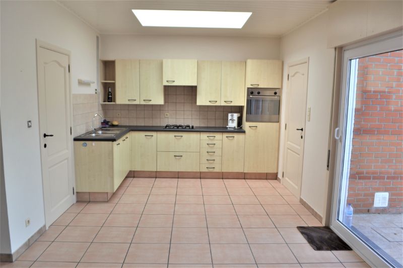 Woning met 2 slaapkamers en grote tuin met terras foto 6