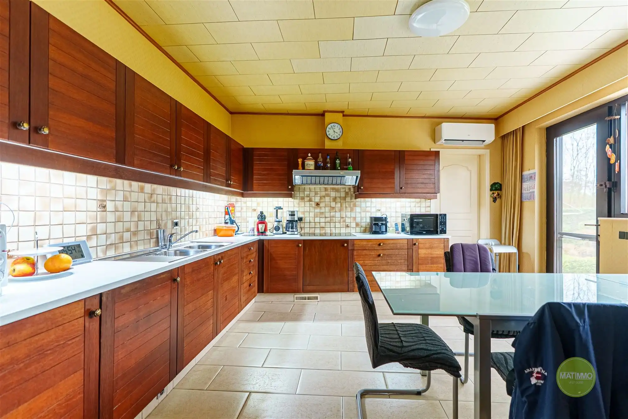 Rustig gelegen woning op een perceel van ruim 2.275 m2 foto 17