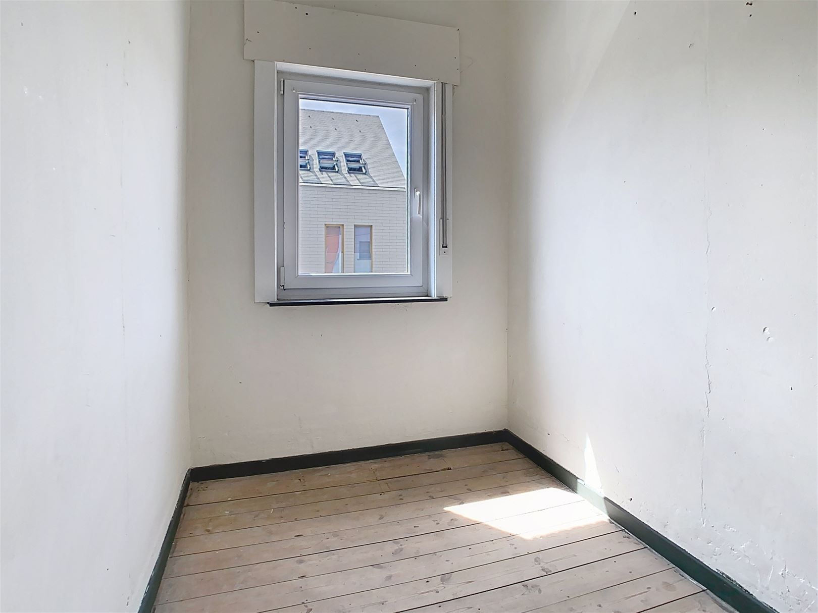Te renoveren woning, 3 slpks, zolder, tuin, garage, 9a 98ca foto 24