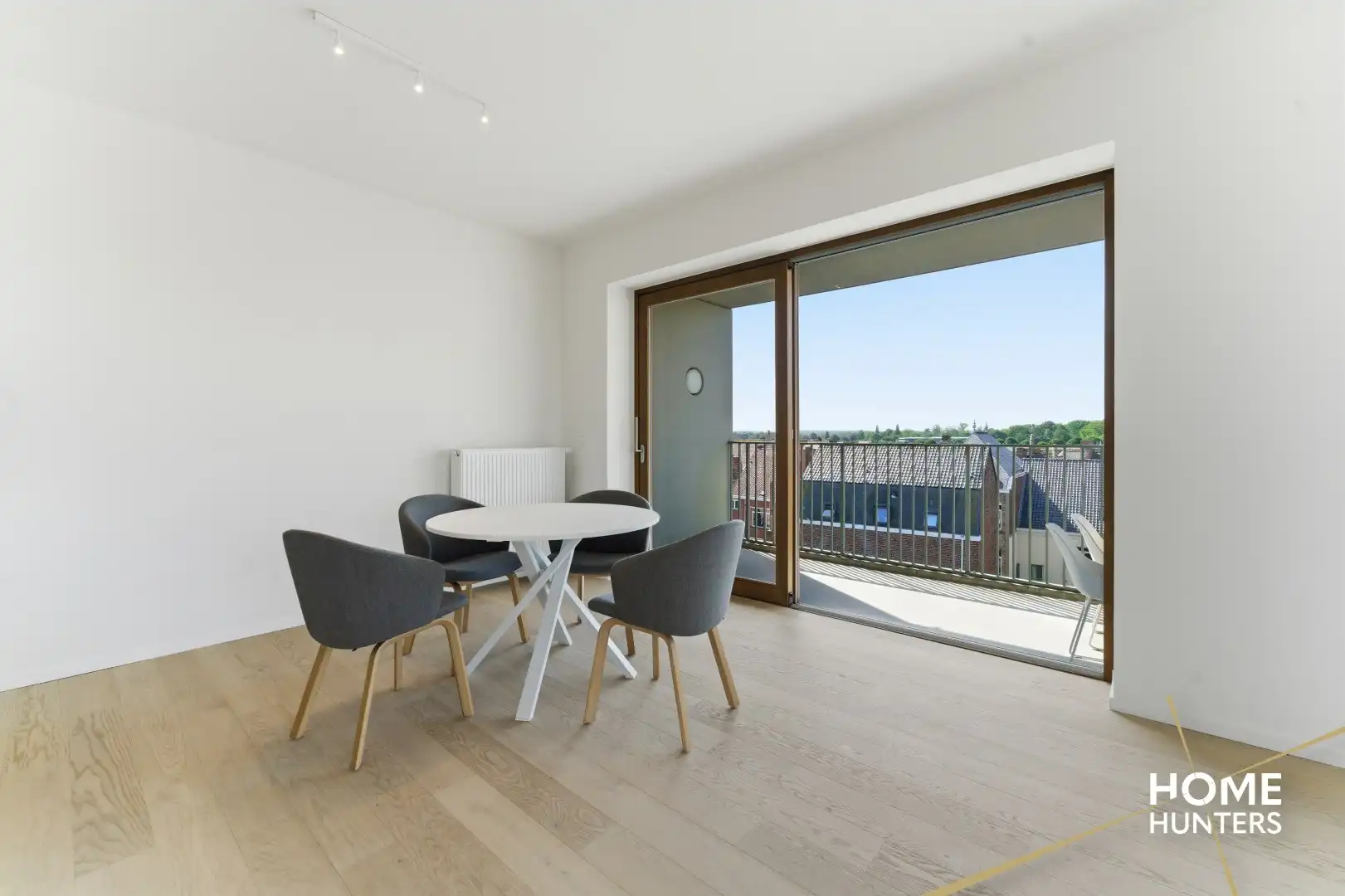 Luxueus appartement met zonnig terras in het hart van het historische stadscentrum van Ieper foto 8