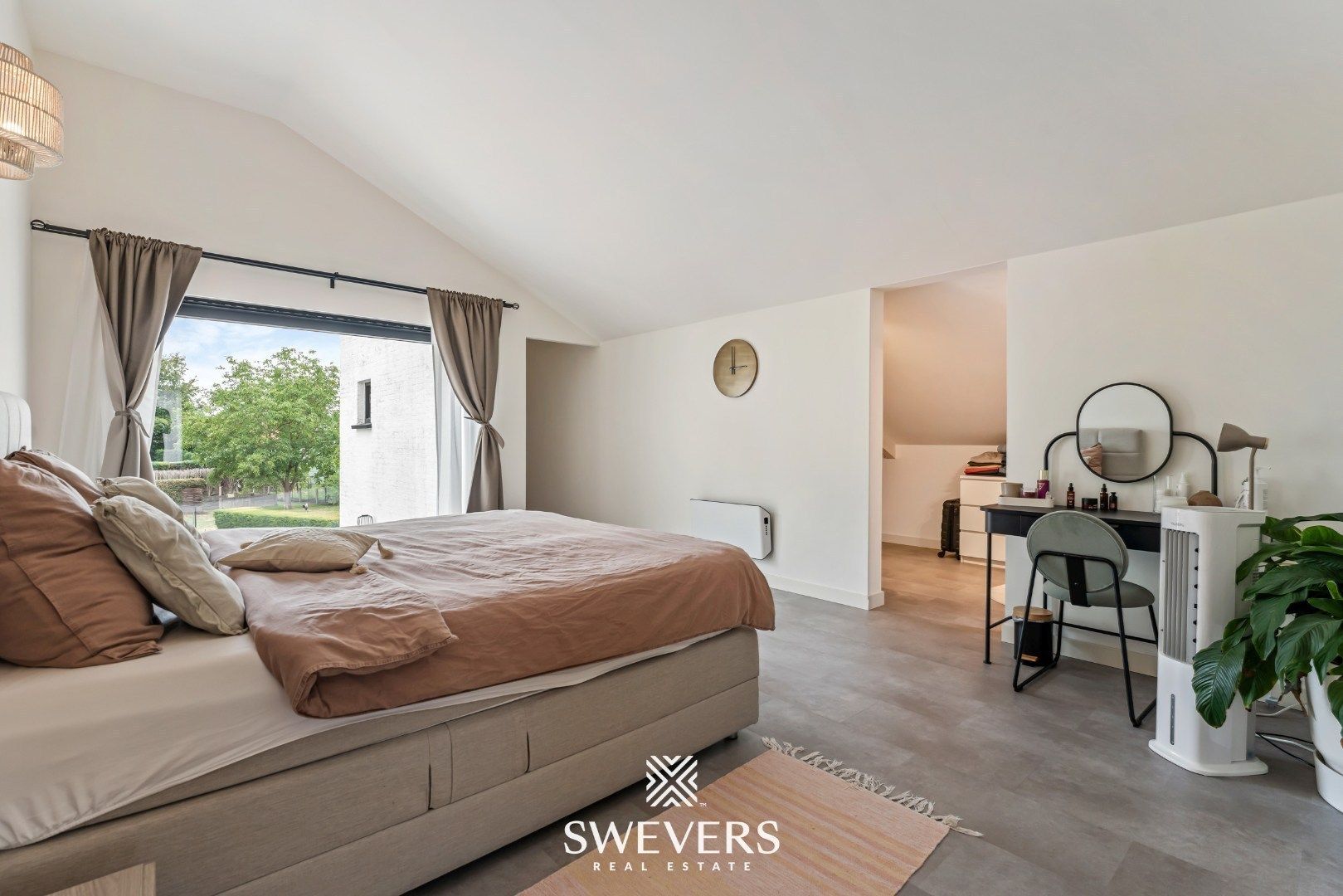 Ruime gerenoveerde villa (306m²) met praktijkmogelijkheden op ZW-perceel (24a68ca) foto 14