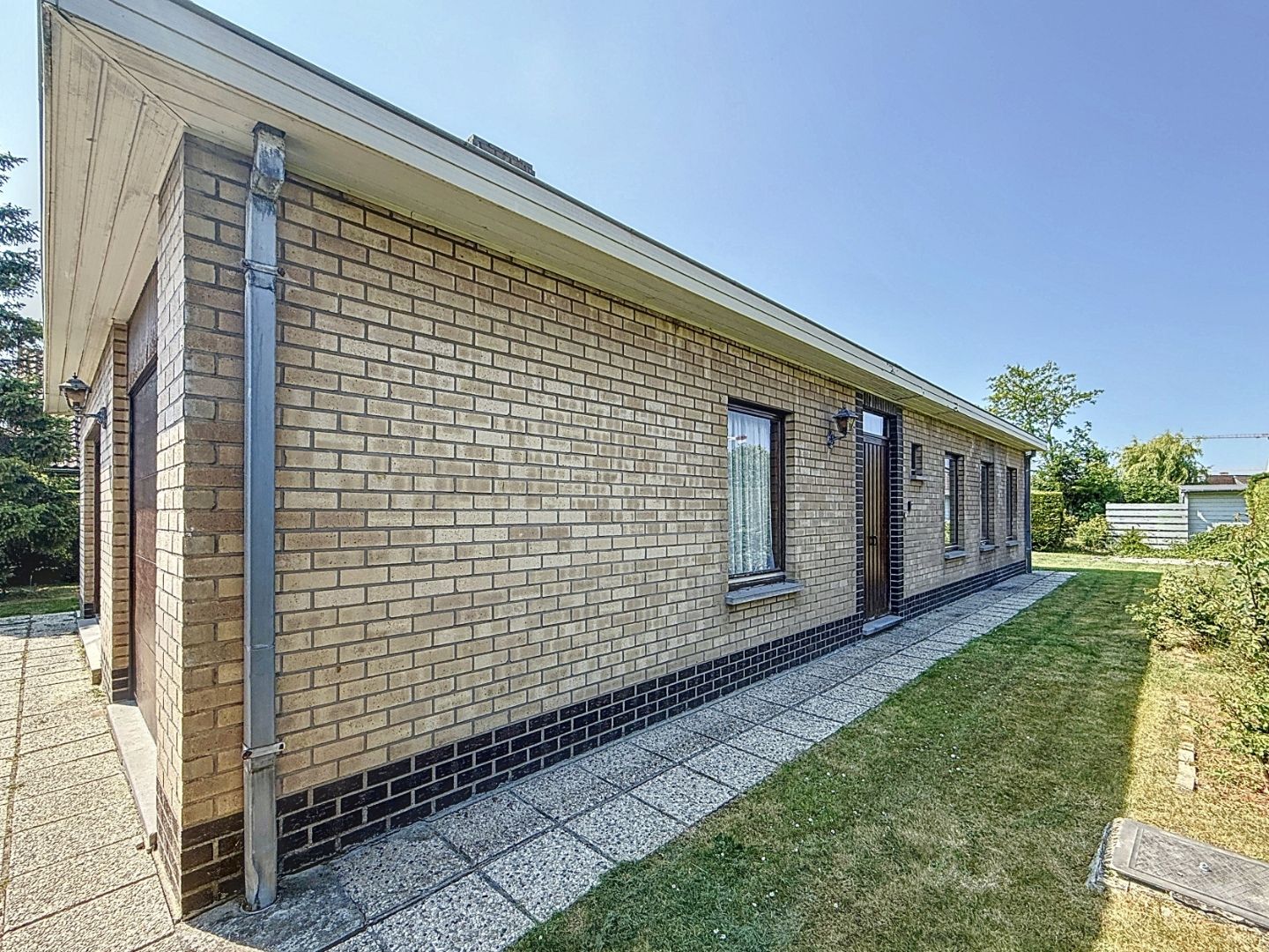 Te renoveren vrijstaande bungalow nabij de jachthaven van Nieuwpoort. foto 16