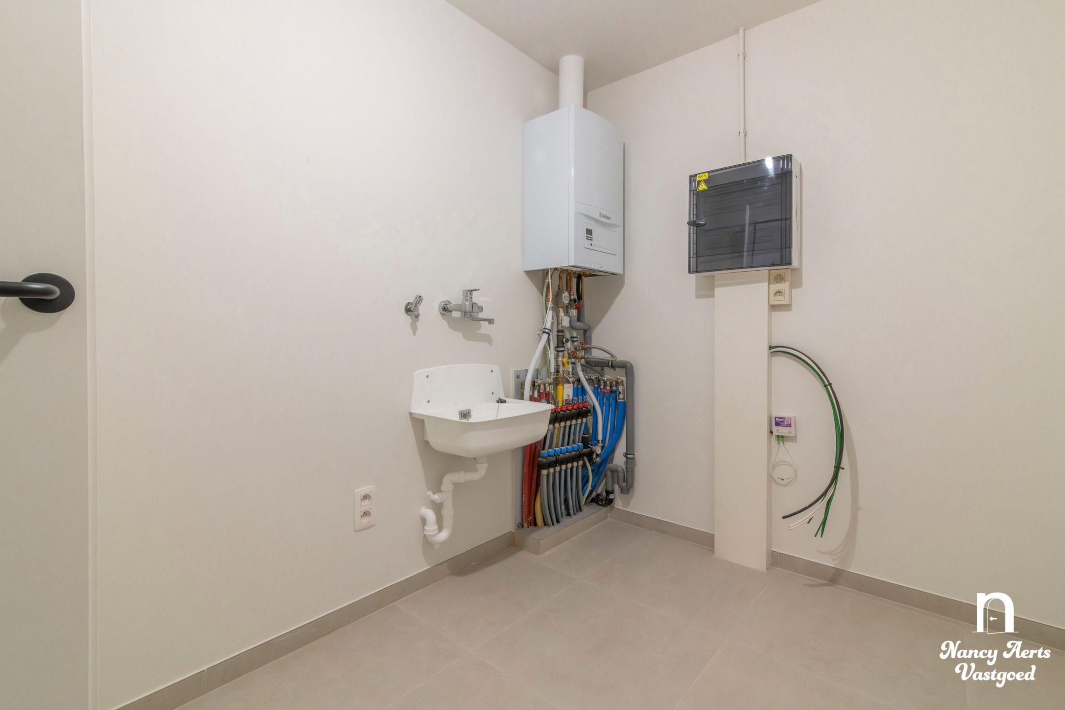 Nieuwbouwappartement met terras in het centrum van Beverlo foto 19