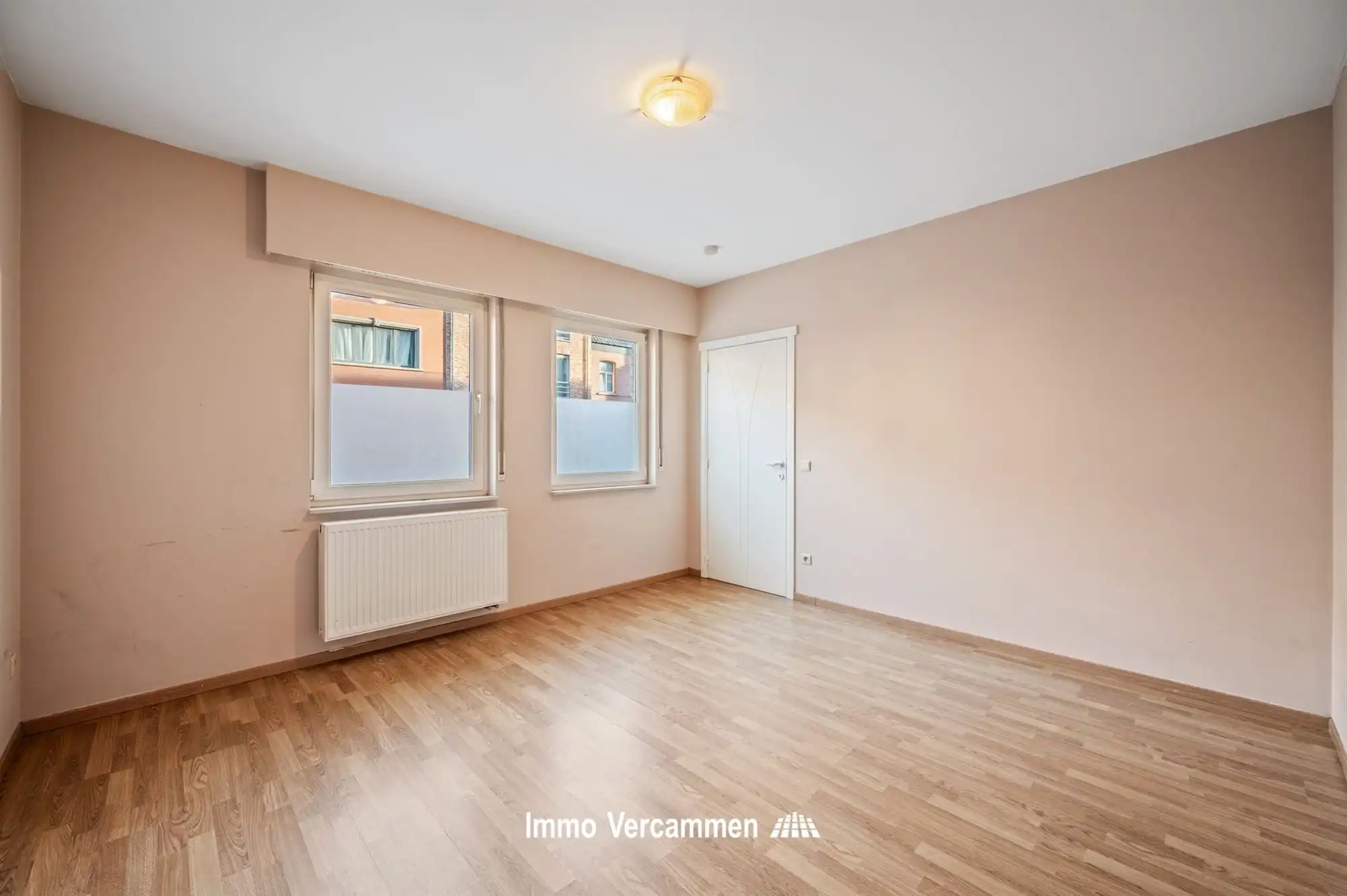 Gelijkvloersappartement met 1 SLPK en garagebox te Putte foto 5