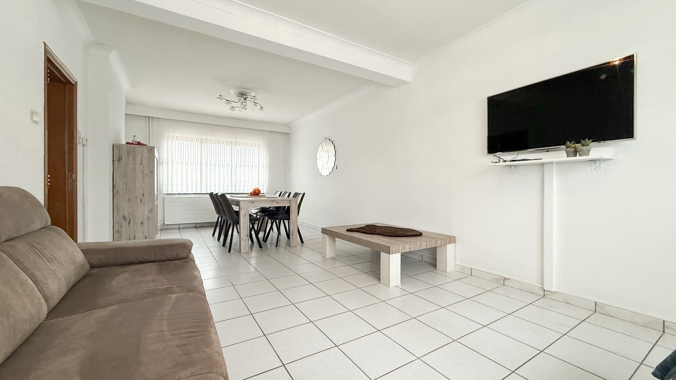 Goed ingedeelde woning op 4a71ca met veel potentieel! foto 5