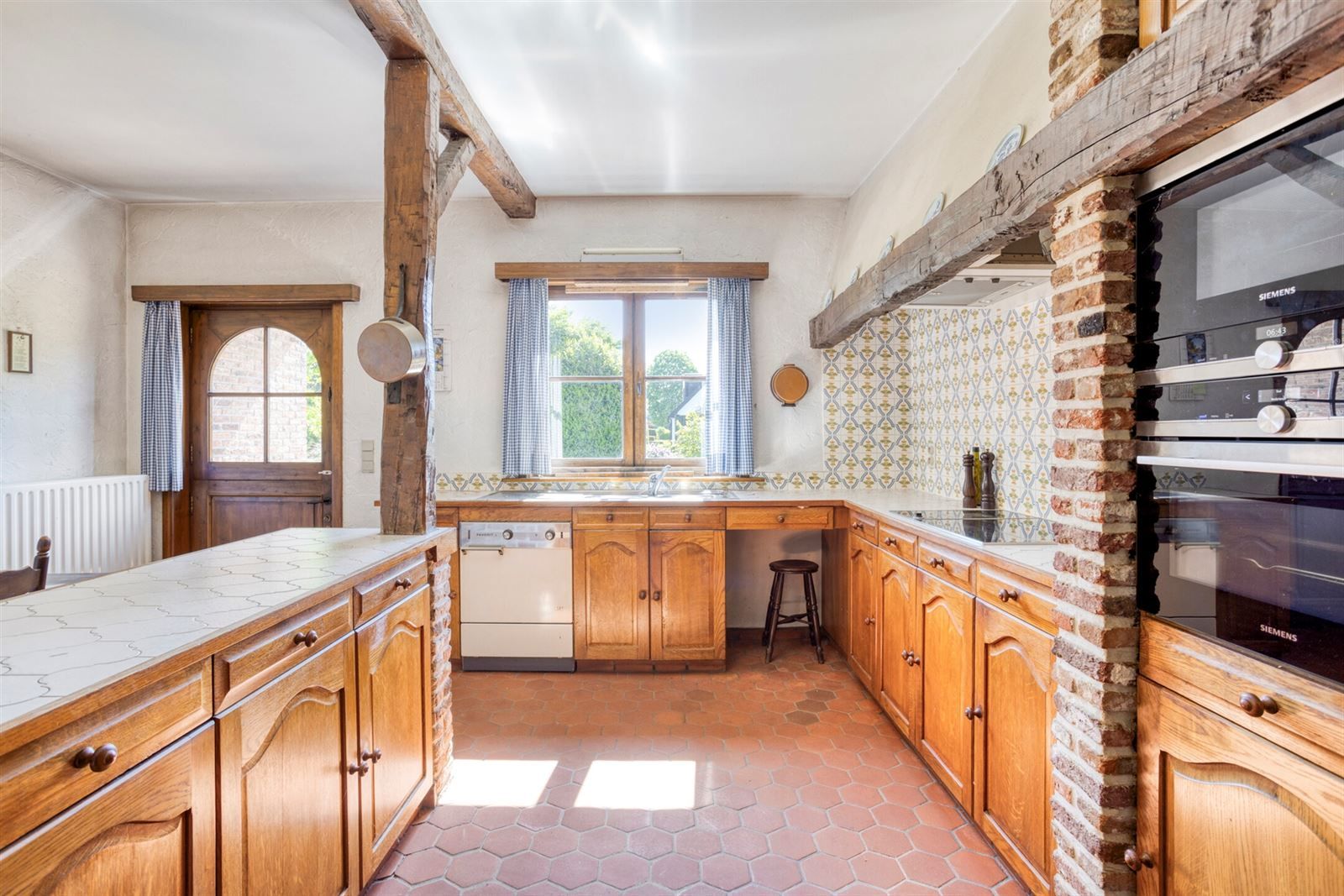 Klassieke, karaktervolle villa op toplocatie in Kontich foto 12
