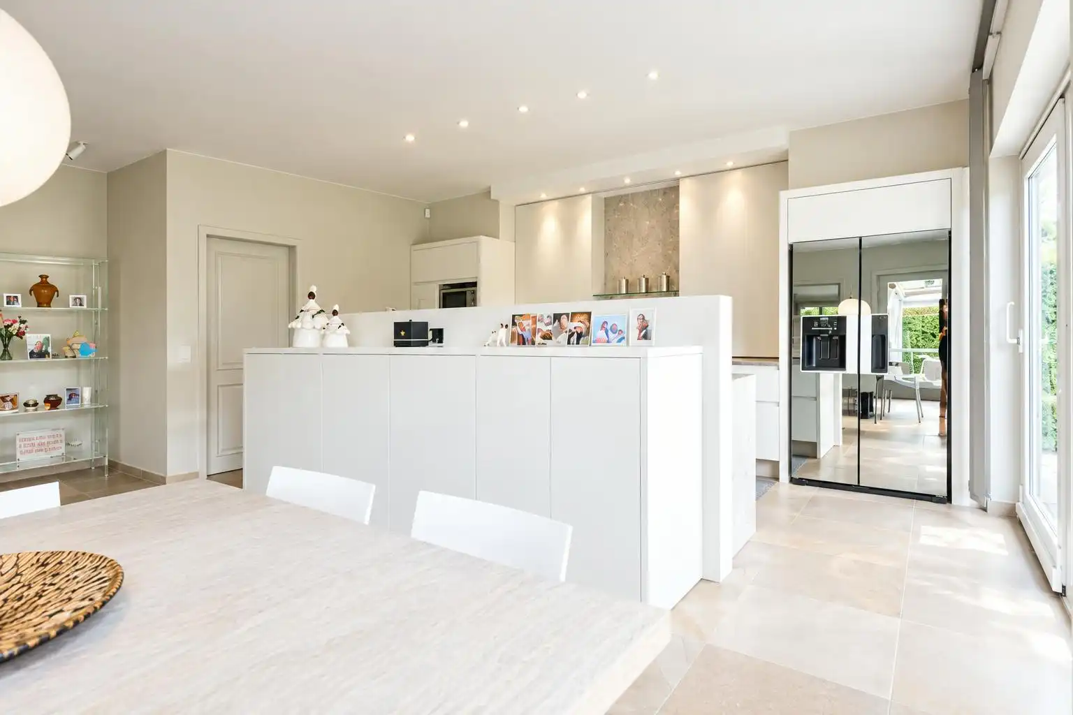Tijdloze villa met 5 kamers en zwembad te koop in Deerlijk foto 8