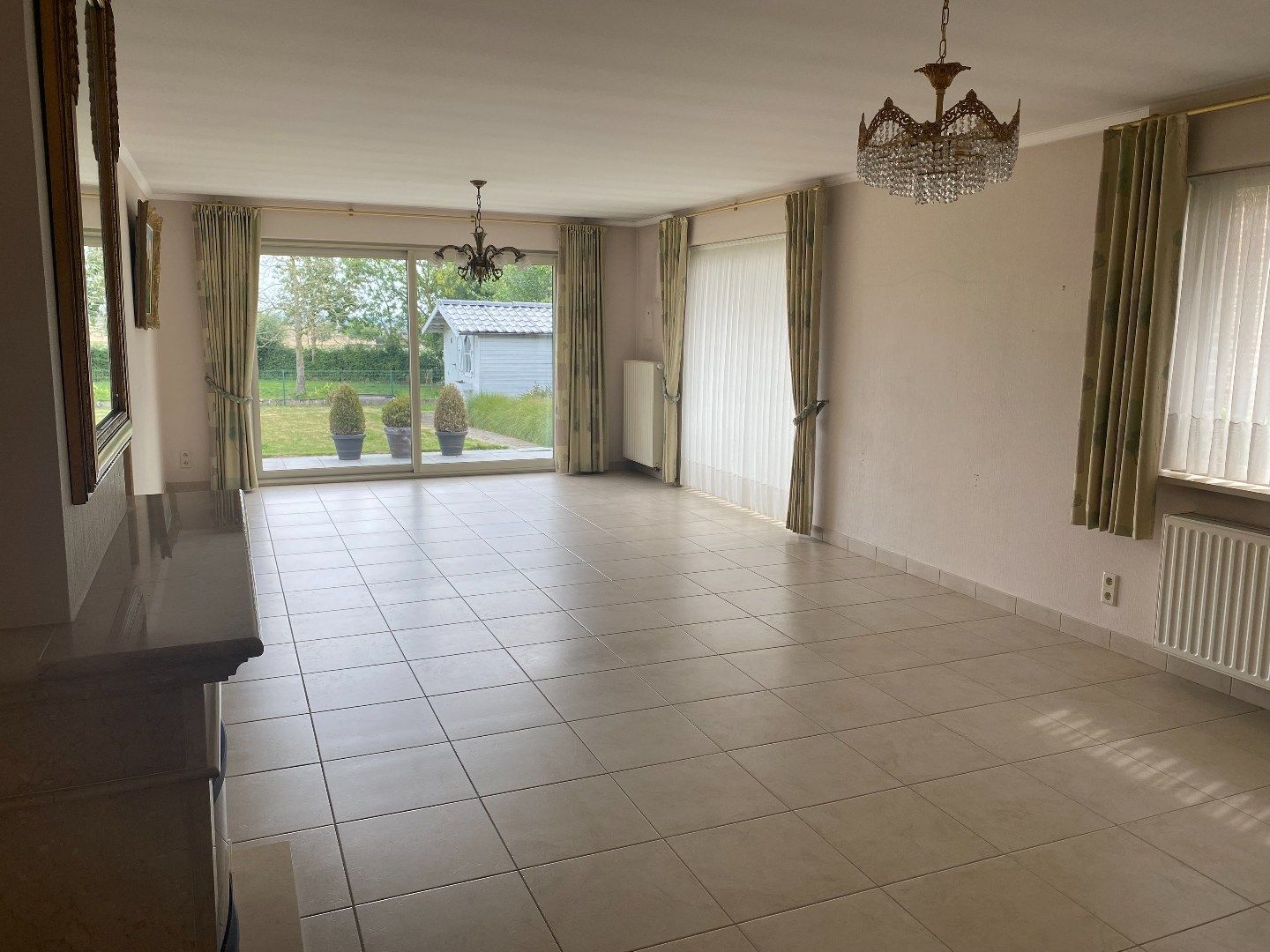 Te Huur: Alleenstaande Bungalow met Ruime Tuin in Wijtschate foto 6