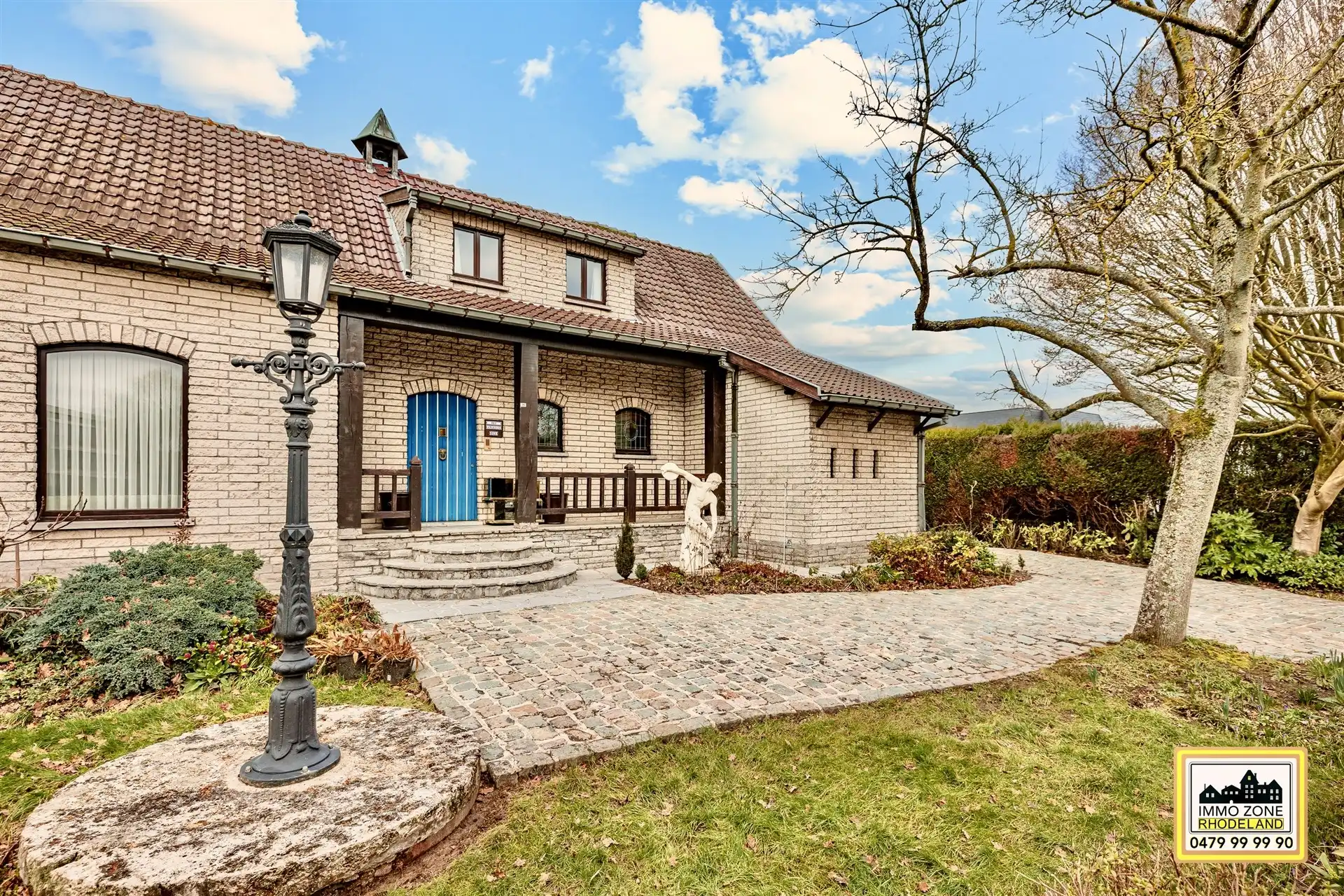 Bijzonder unieke villa met 4 slpks op rustige locatie foto 2