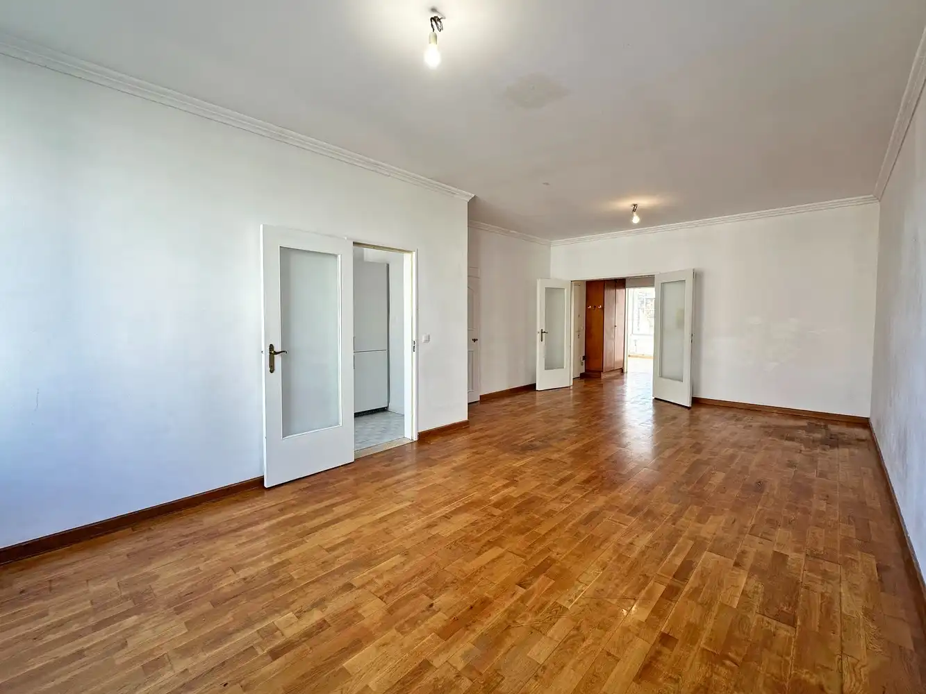 2 slaapkamer appartement te Antwerpen foto {{pictureIndex}}