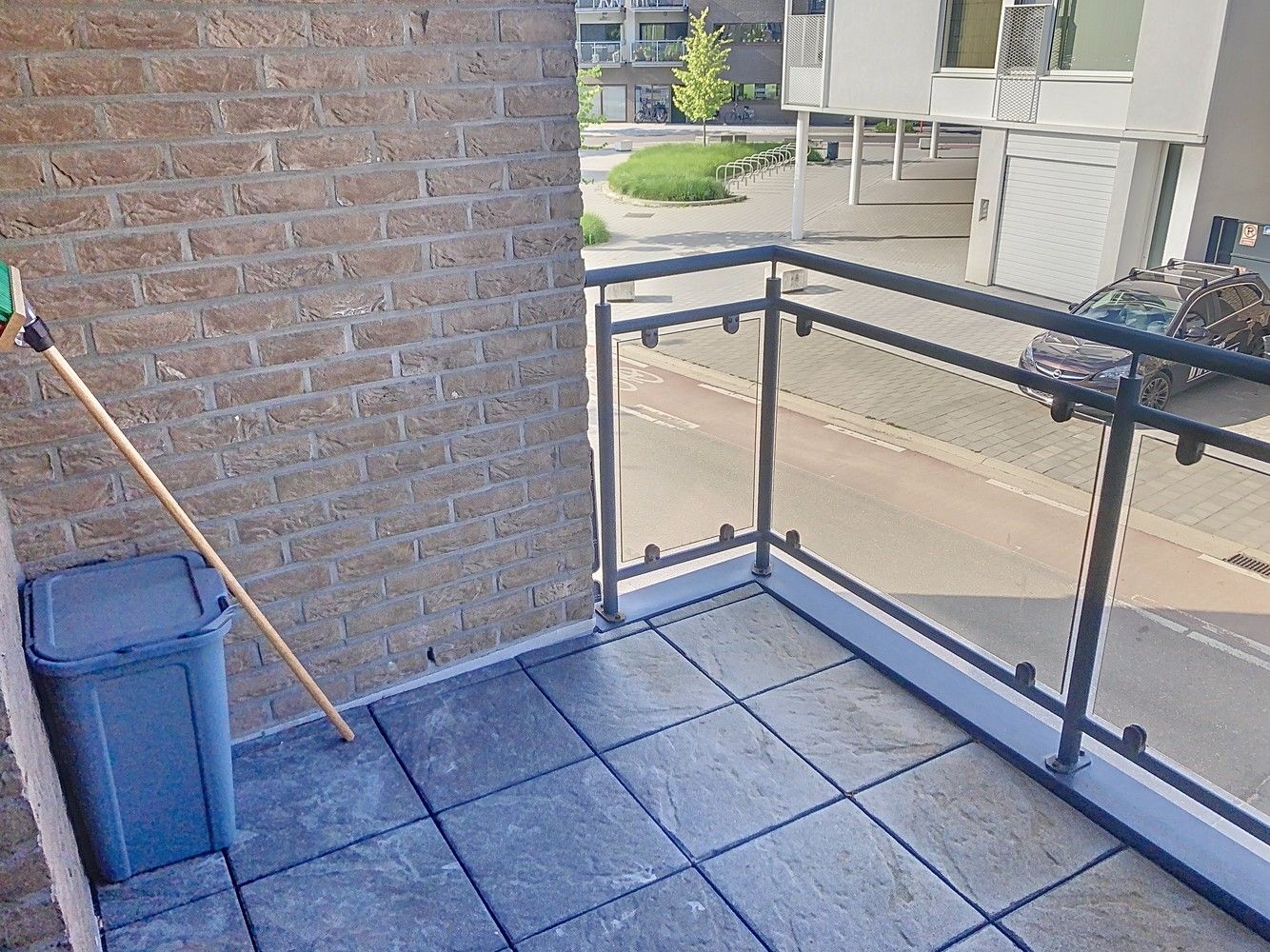 Gunstig gelegen 2-slaapkamer appartement met speelse indeling foto 16