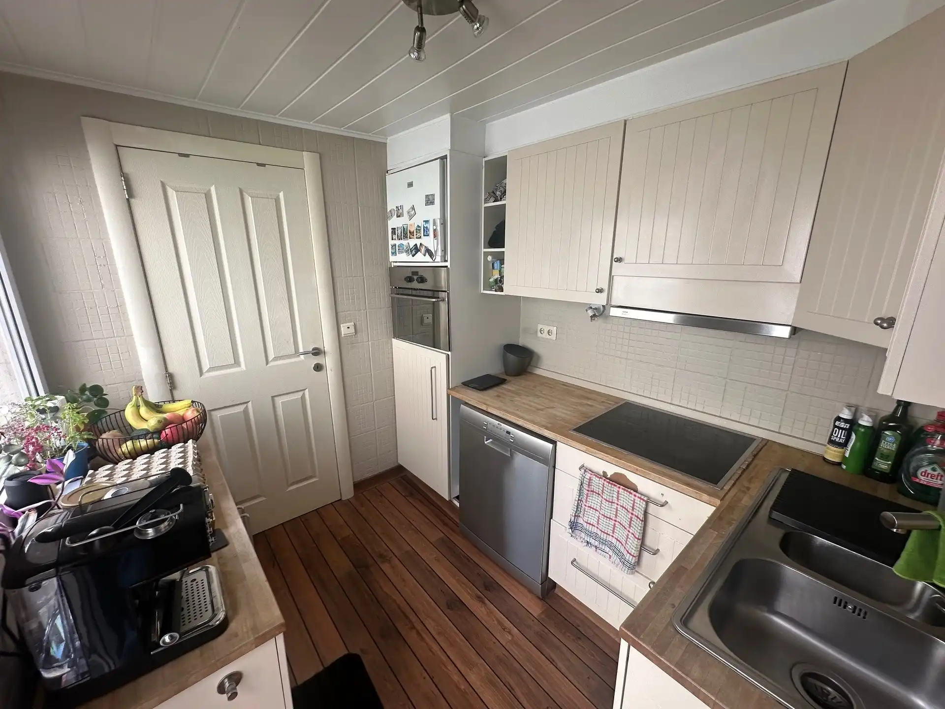 Woning met 2 slaapkamers en ruime zolder foto 4