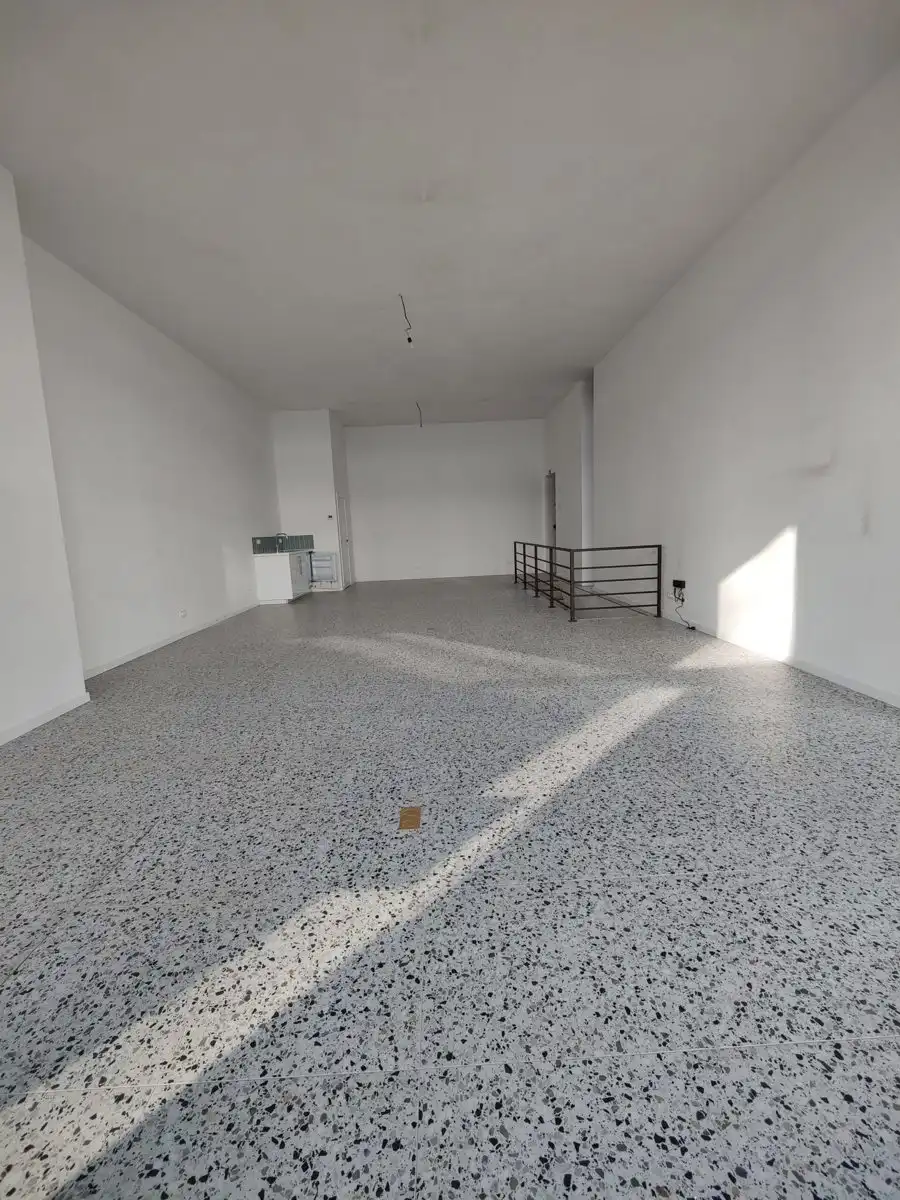 Commerciële ruimte op toplocatie aan het Antwerpse Eilandje foto 4