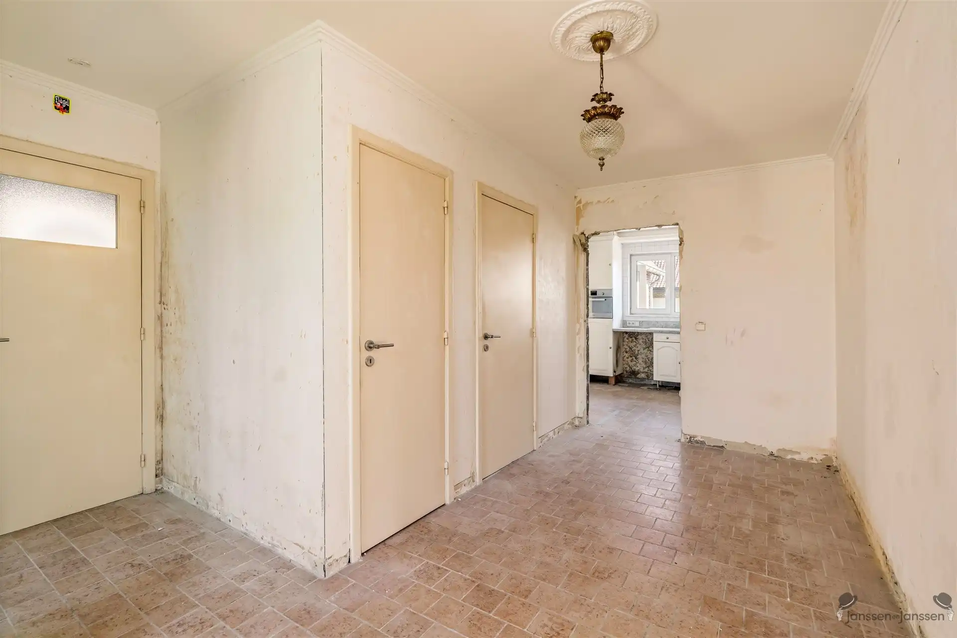 Karaktervolle woning met dubbele garage foto 9