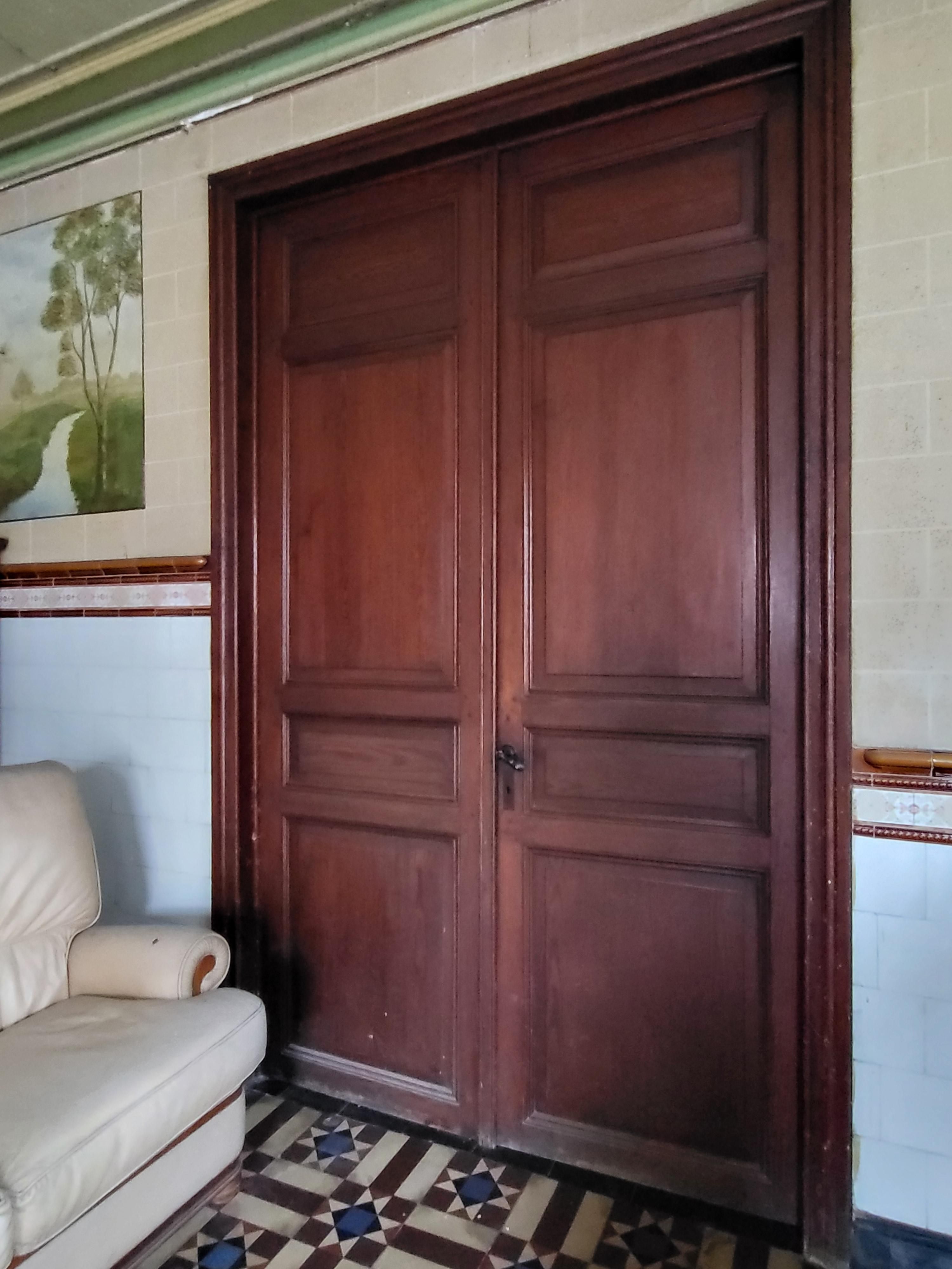 Prachtig te renoveren burgerwoning op 318m² met ruime garage en stalling. foto 14