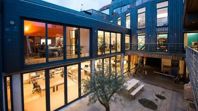 Kantoor met terras te huur aan het Zuid in Antwerpen foto 18