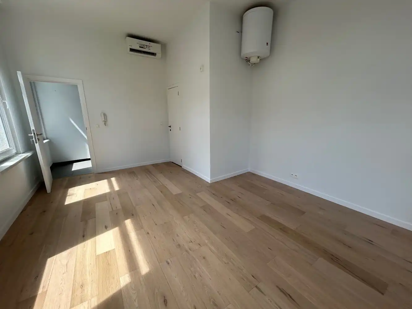 Super gelegen hoekwoning foto 14