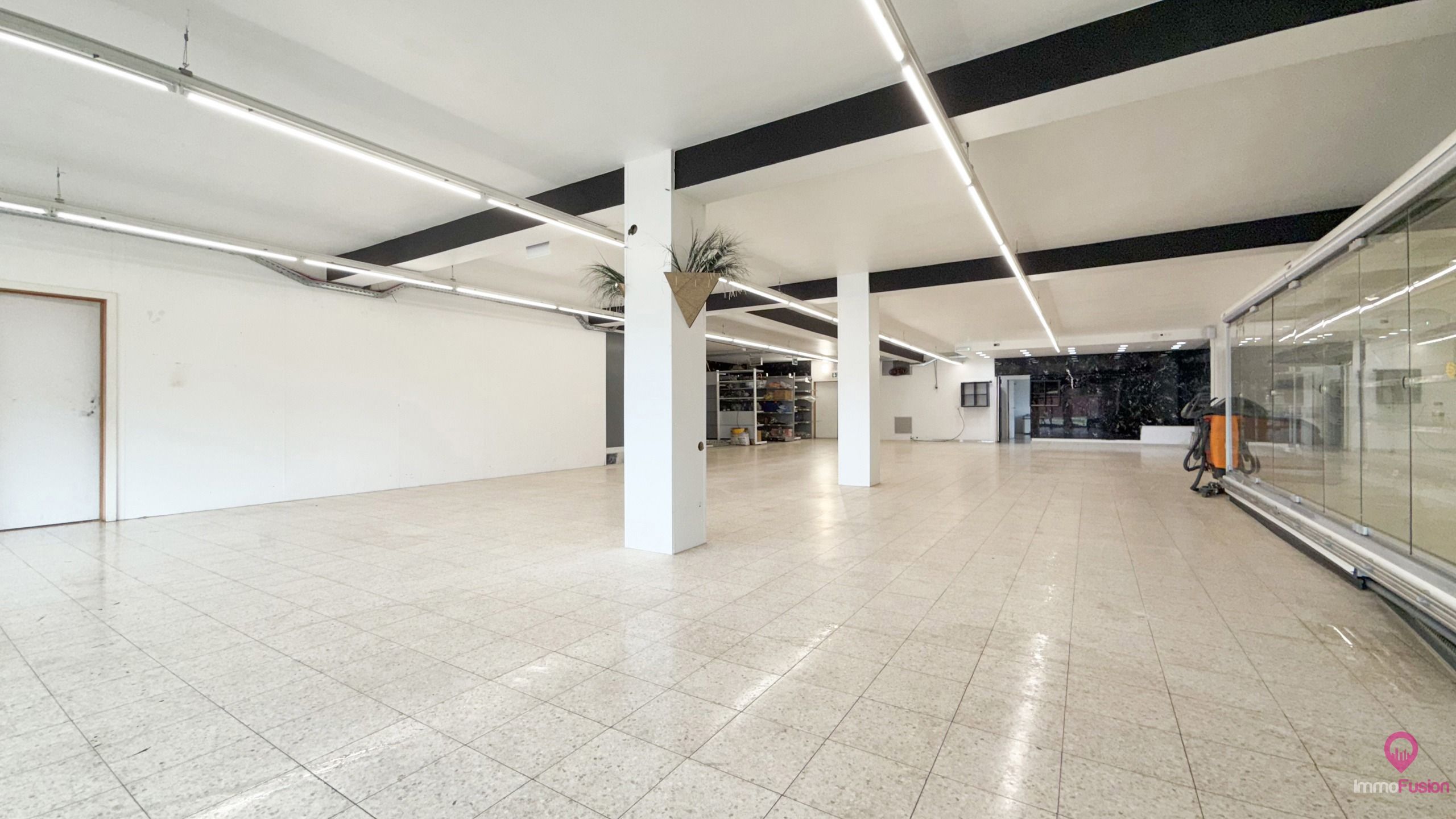 Handelspand met 2 studio’s op toplocatie in Heusden-Zolder! foto 14