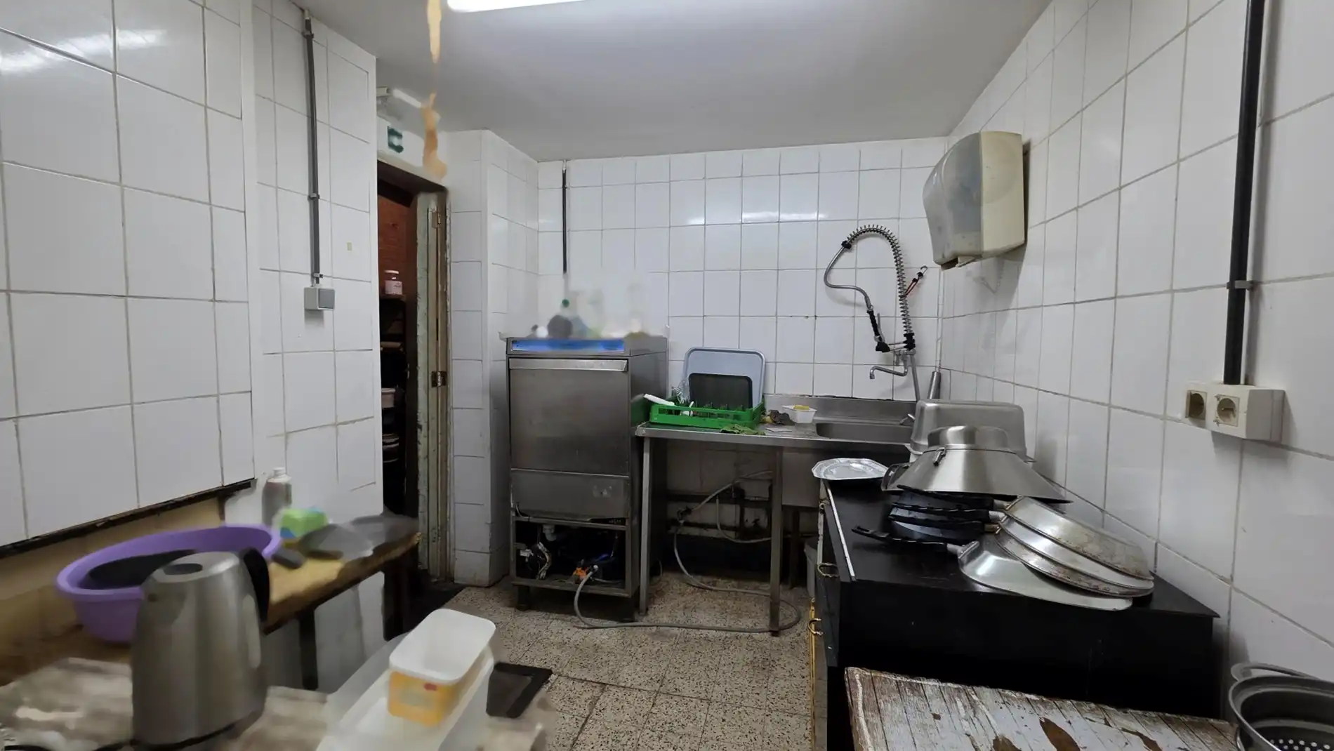 Verhuurd handelspand aan station Aarschot foto 9