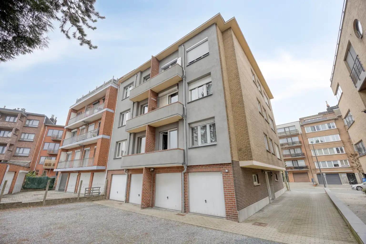 Instapklaar en lichtrijk 2-kamerappartement met garagebox  foto 20