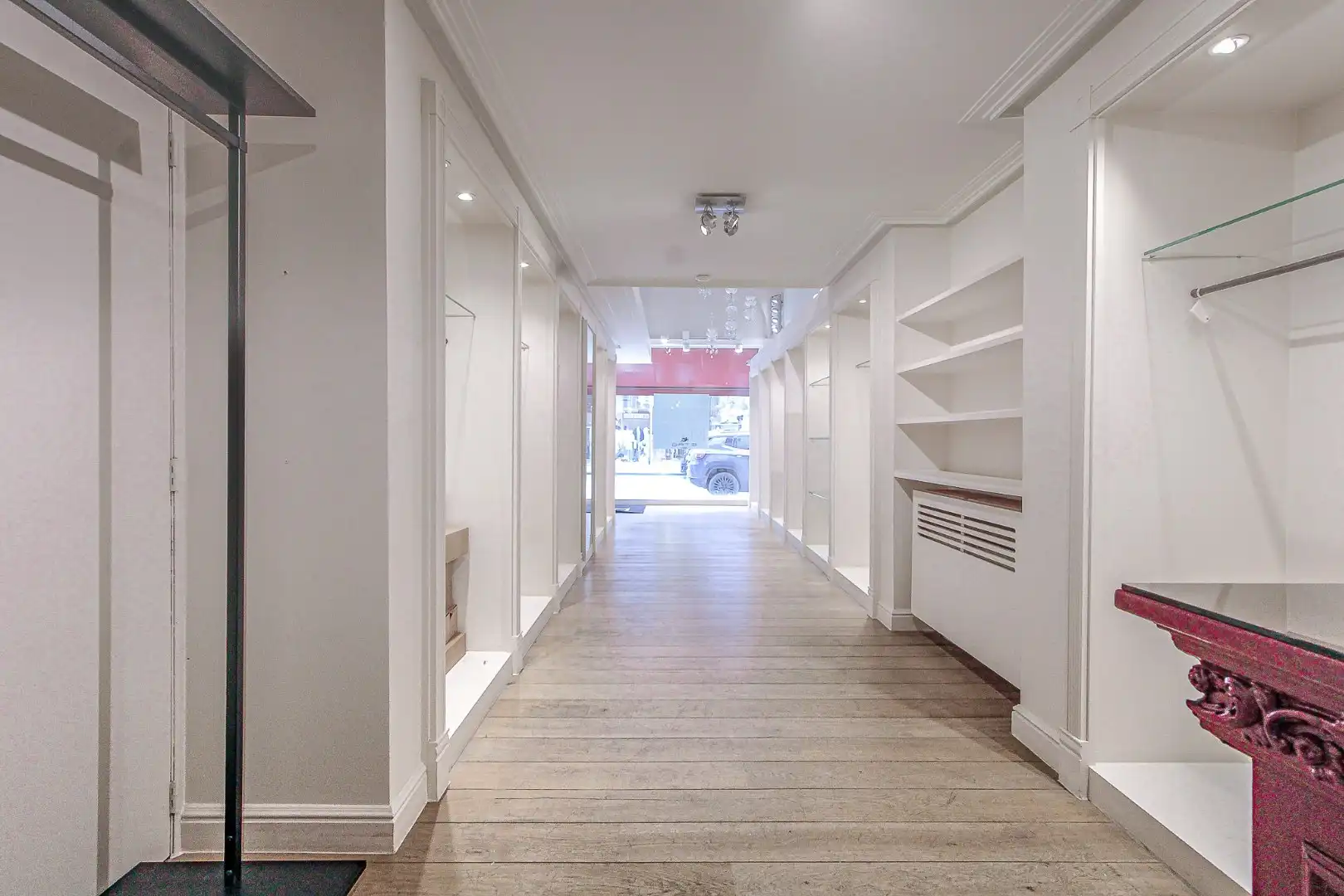 Kustlaan 27 te huur: Uitzonderlijke handelsruimte met luxueuze afwerking op toplocatie, nabij het Driehoeksplein foto 7