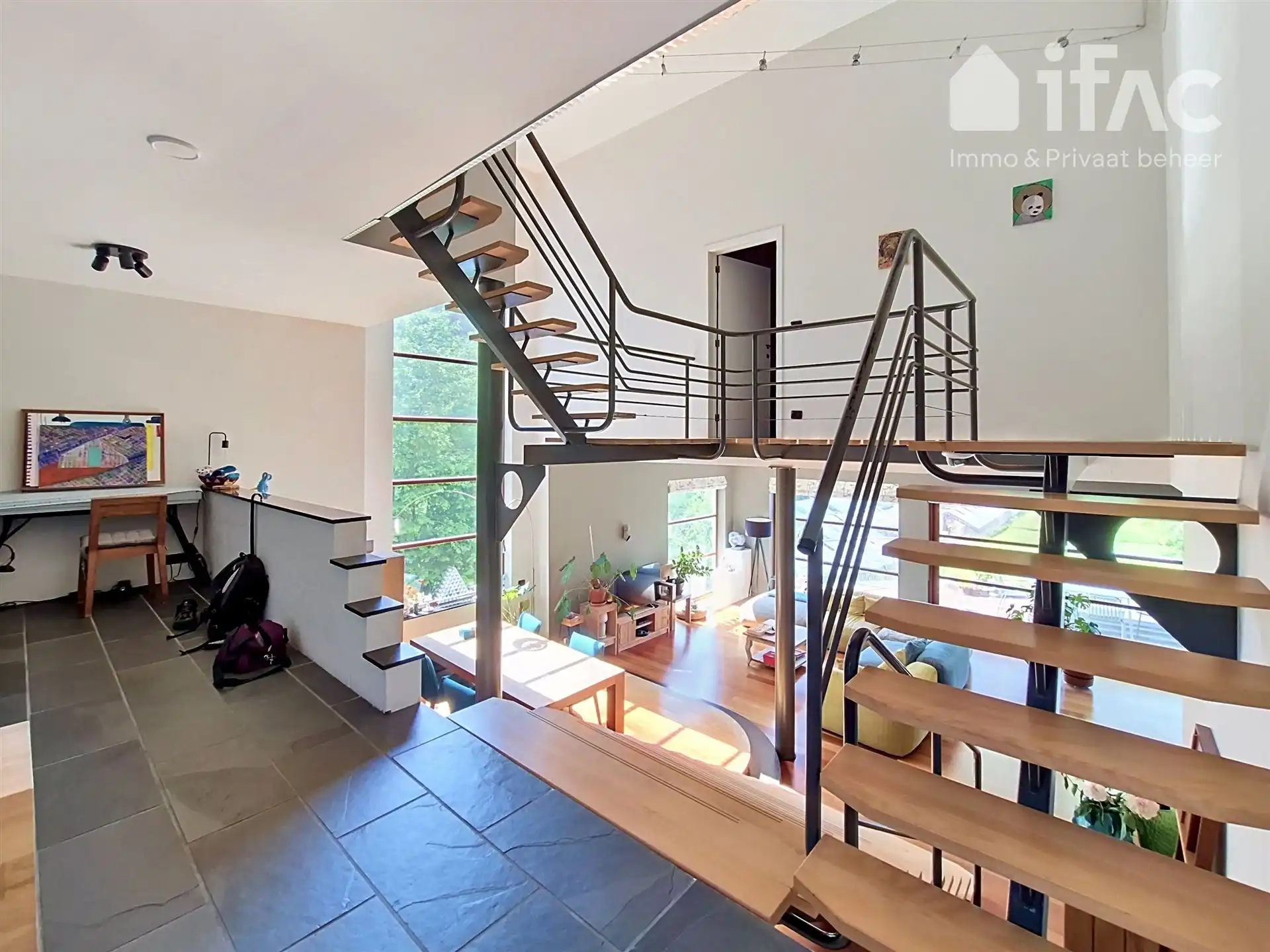 Unieke moderne split-levelvilla met zwembad op 17a83ca foto 5