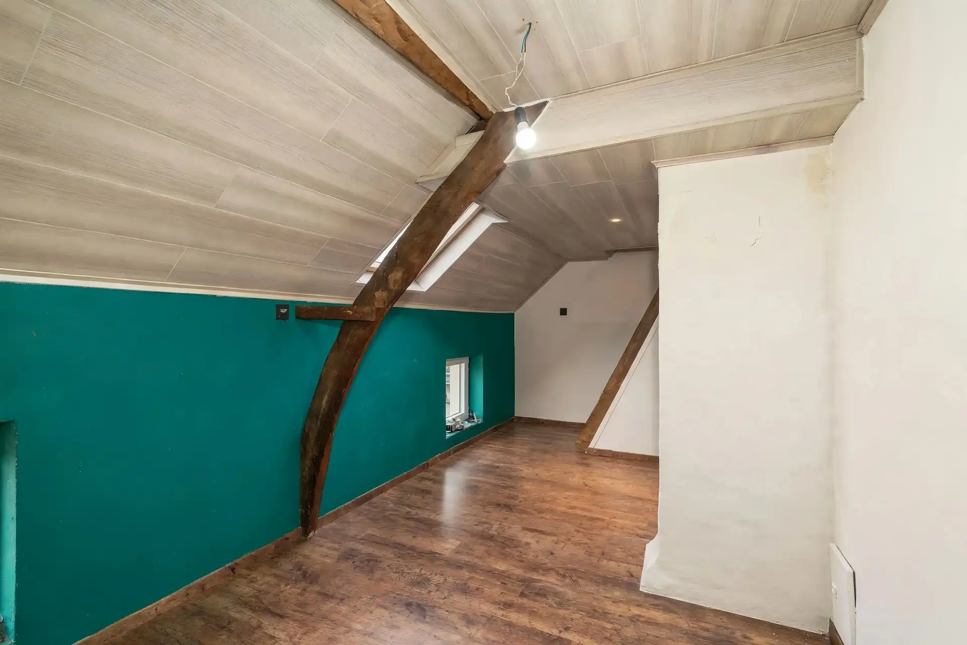 Toffe woning te Sint-Lievens-Houtem  foto 13