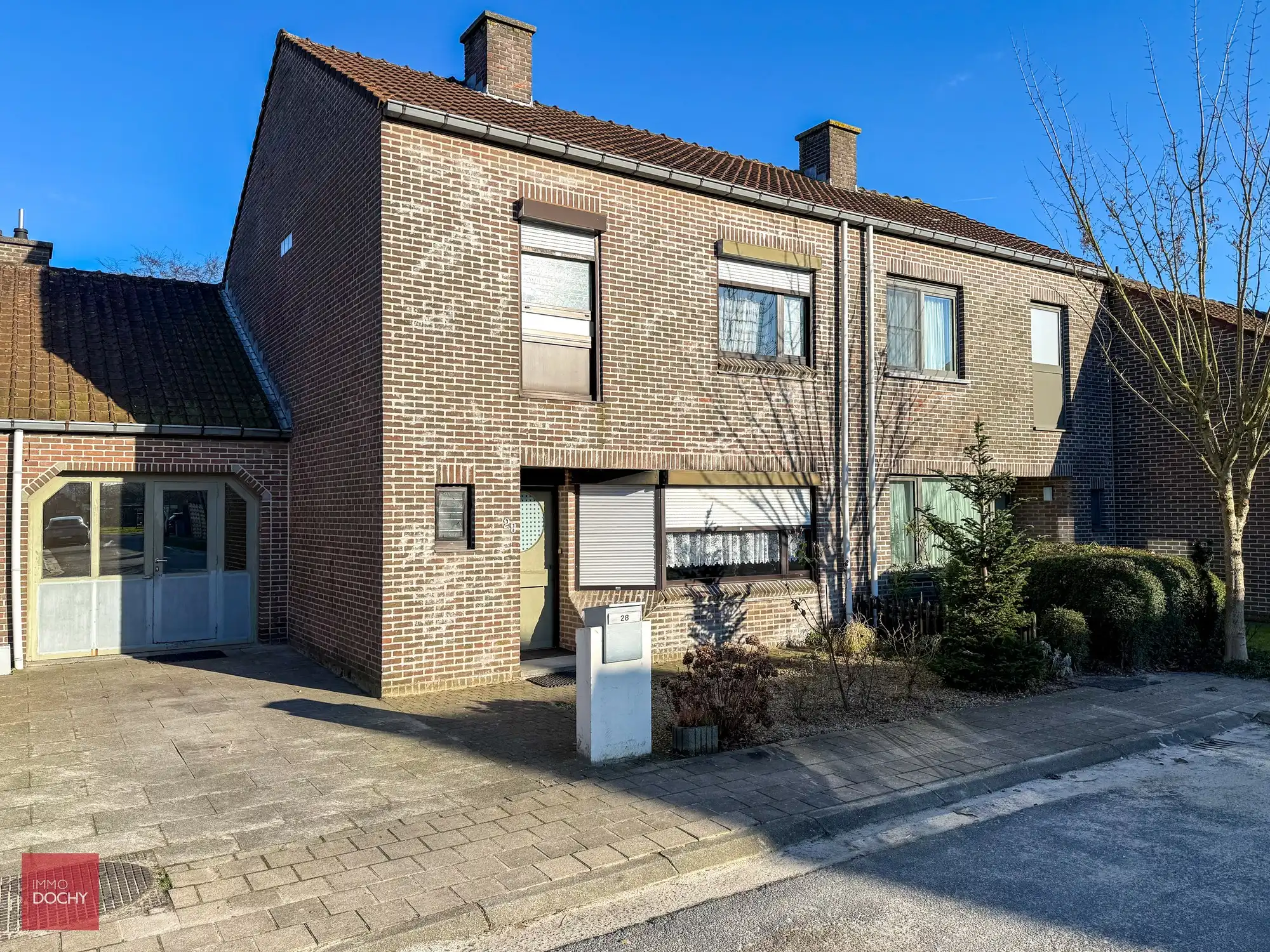 Rustig gelegen woning in doodlopende straat | Jules Haerinckstraat foto {{pictureIndex}}