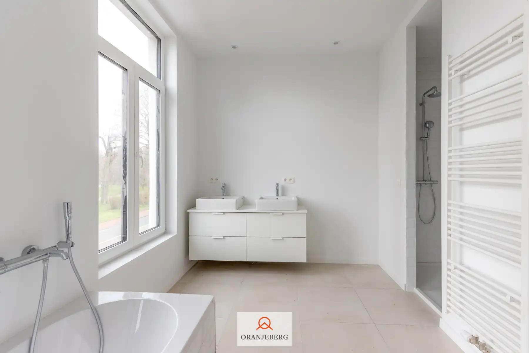 Woning met 3 slpk's en koer foto 14