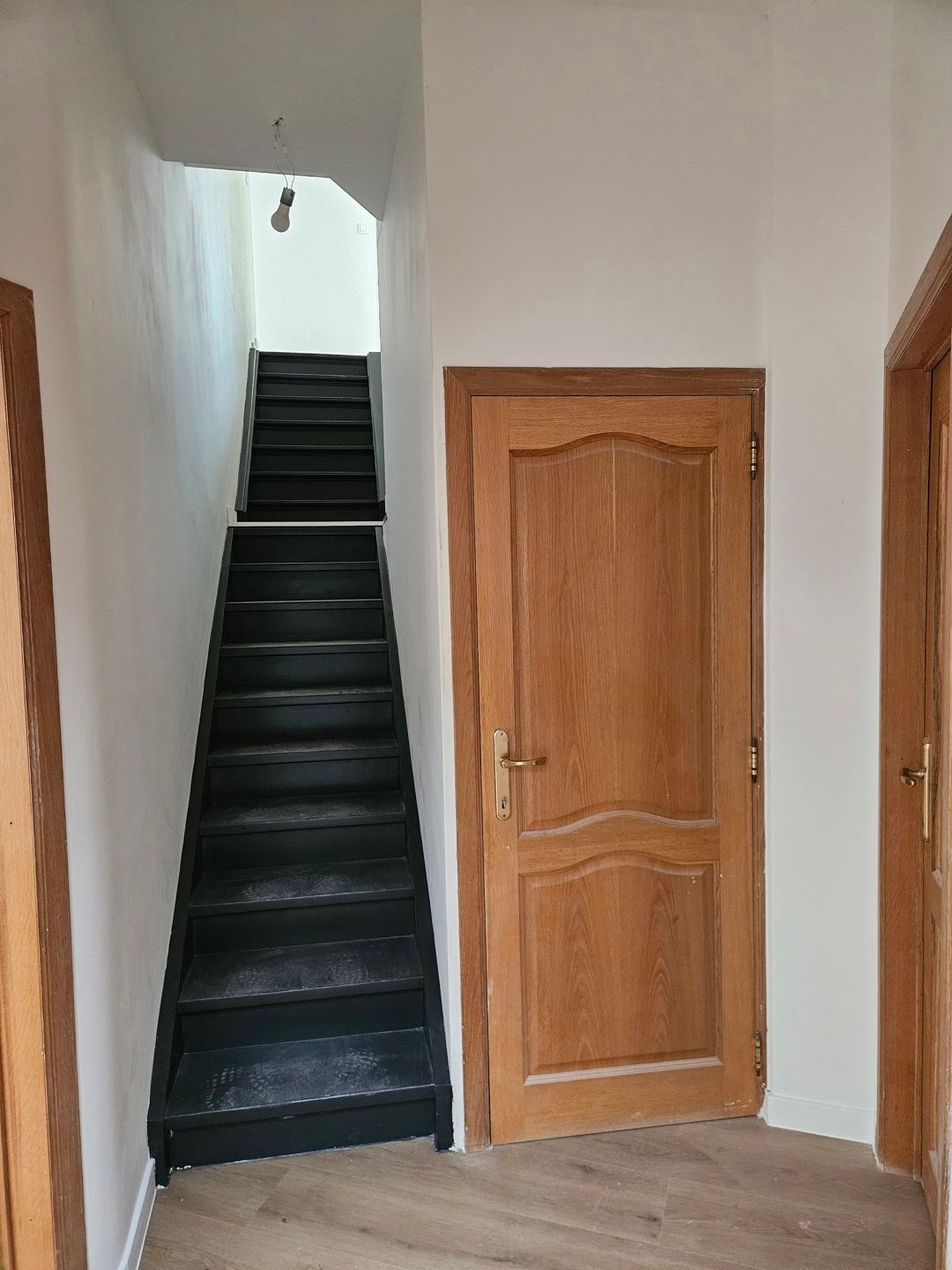 Gerenoveerd appartement met 3 slaapkamers foto 10