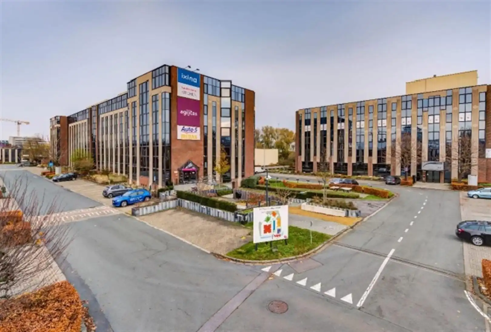 PAEPSEM BUSINESS PARK: vanaf 59 m² tot 800 m² foto {{pictureIndex}}