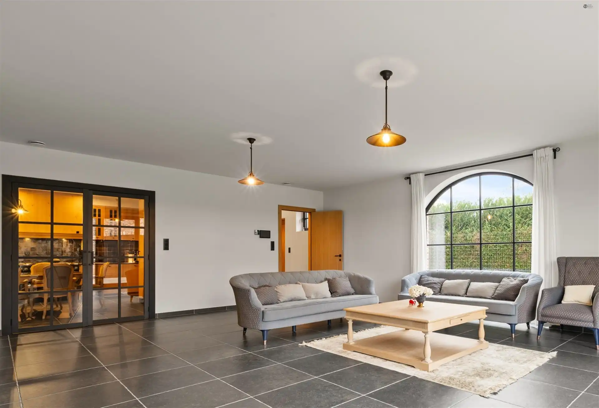 Villa bouwjaar 2022, 5 slaapkamers en mooi bijgebouw op 1.387m²  foto 11