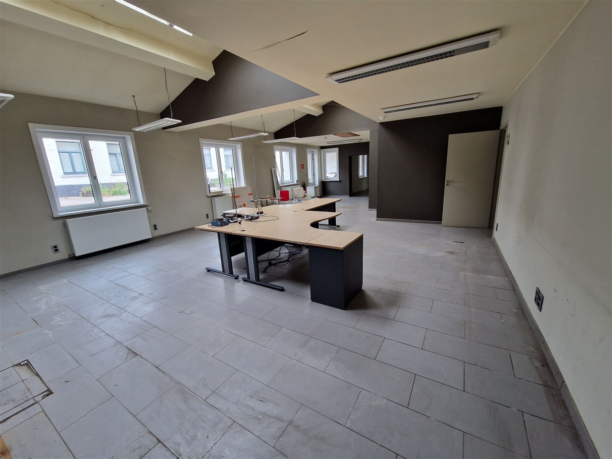 Kantoorruimte van 350m² foto 4