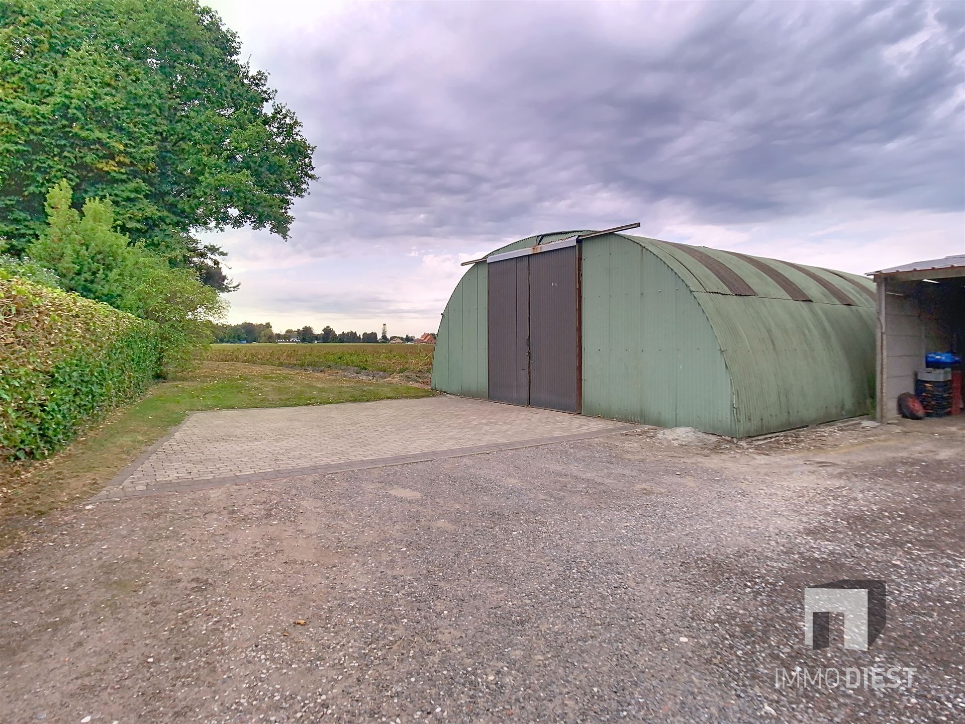Charmante hoeve met schuren, knappe tuin en achterliggende weilanden op meer dan 3 hectare te Geel. foto 42