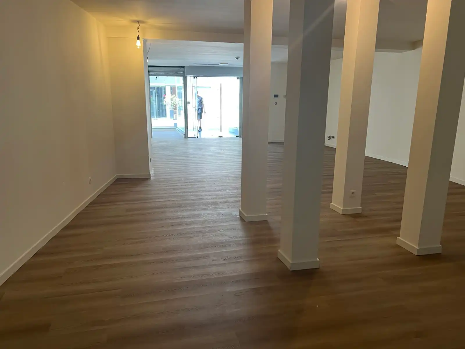 Vernieuwd Handelspand op toplocatie in Kontich foto 5