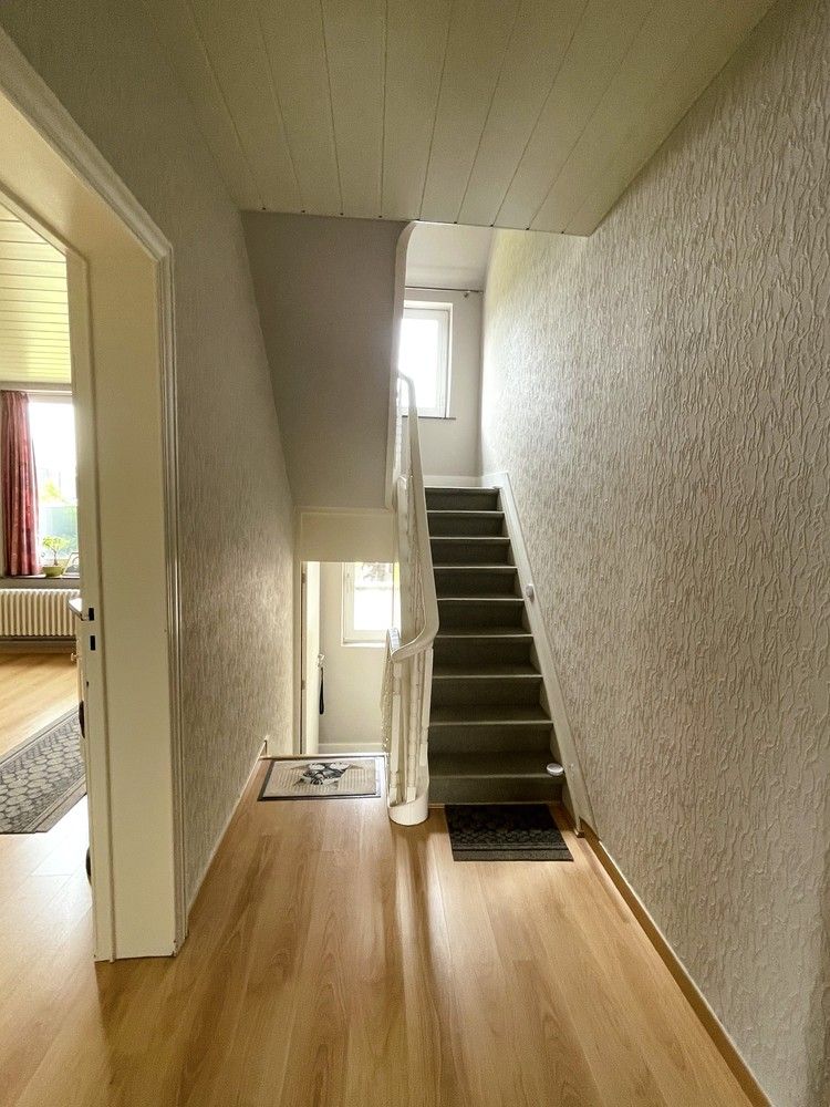 Handelspand met woonst op gunstige liggng foto 16